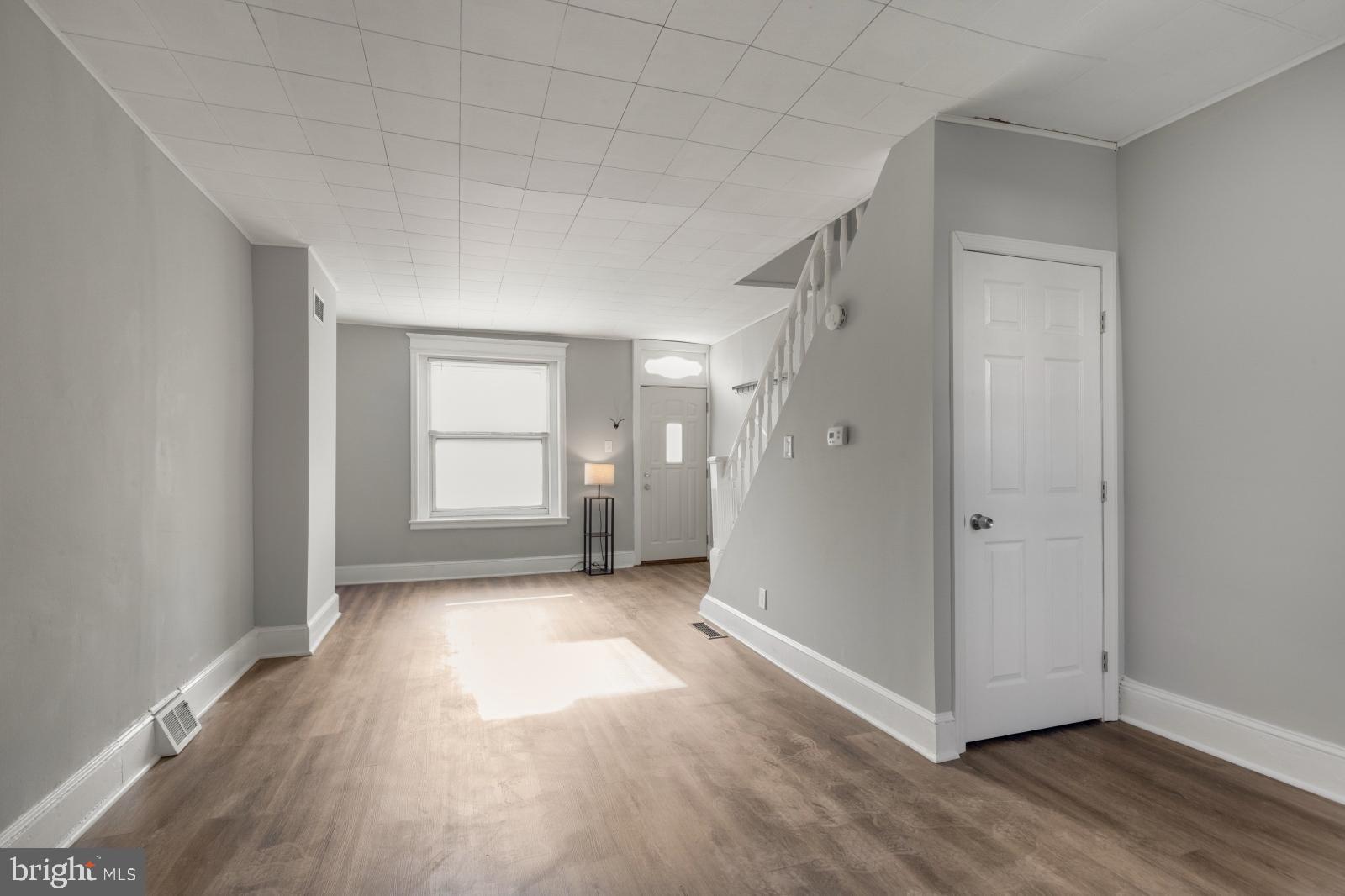 WHITMAN - Residential Lease