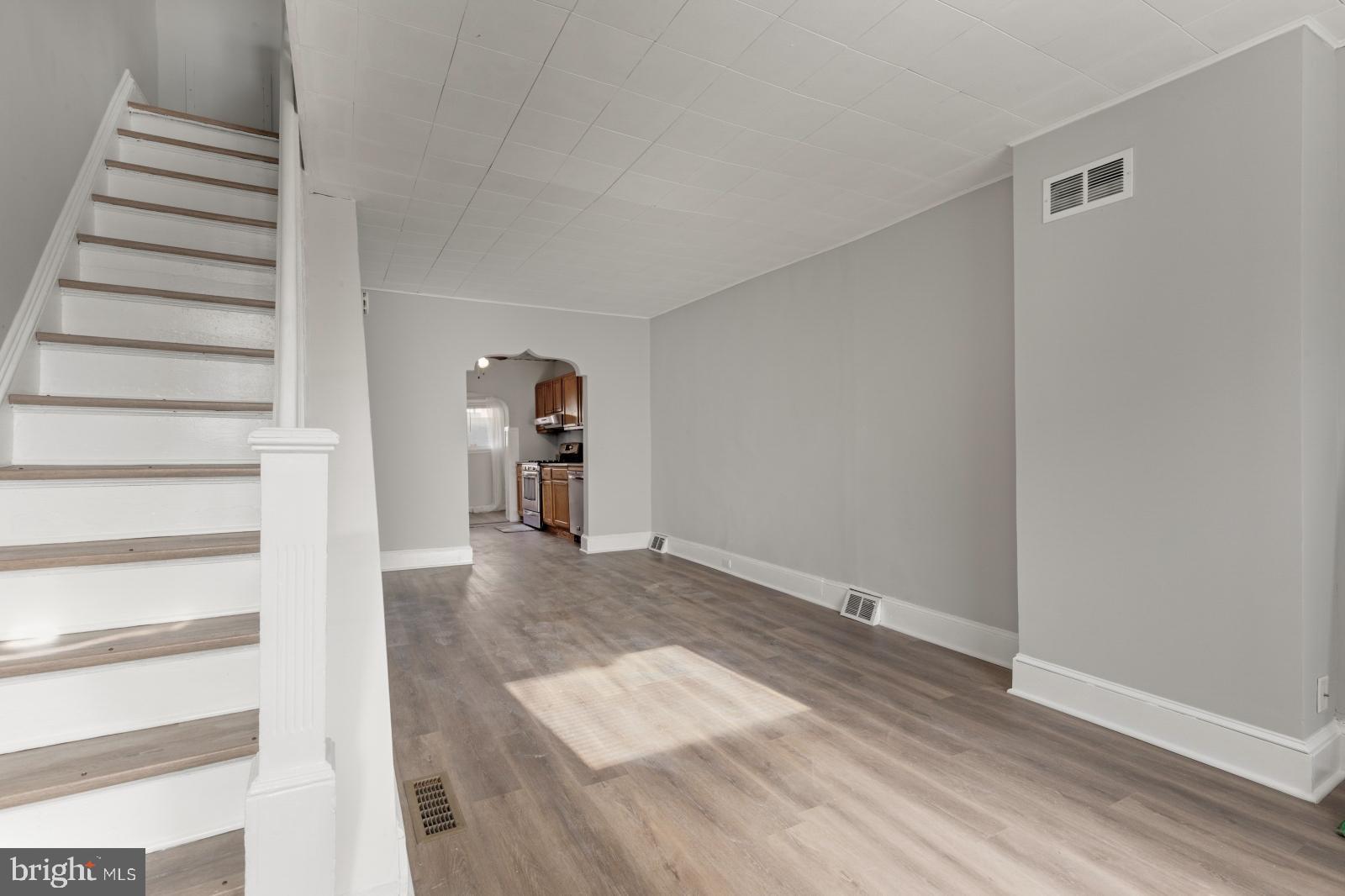 WHITMAN - Residential Lease