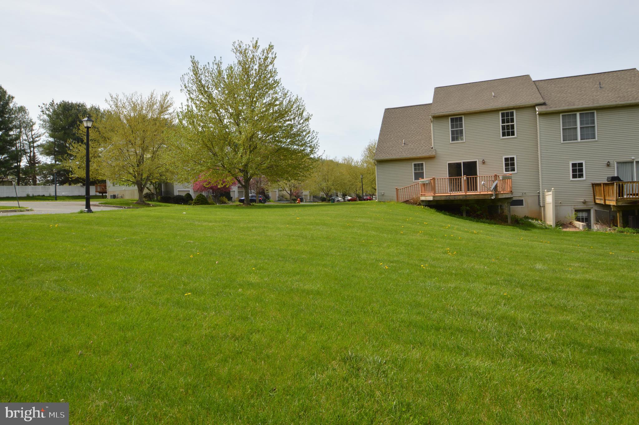HAMPTON CHASE - Residential