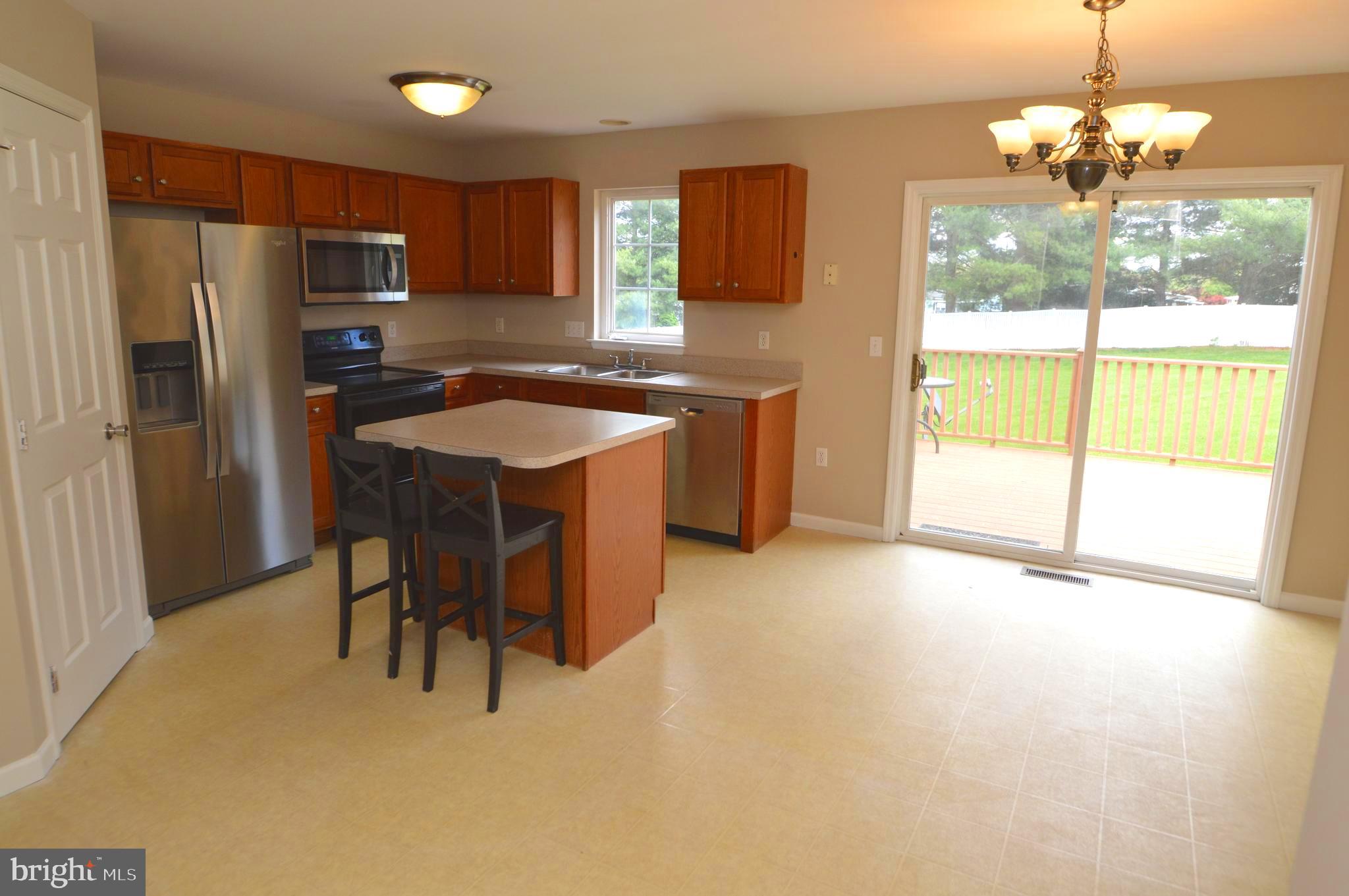 HAMPTON CHASE - Residential