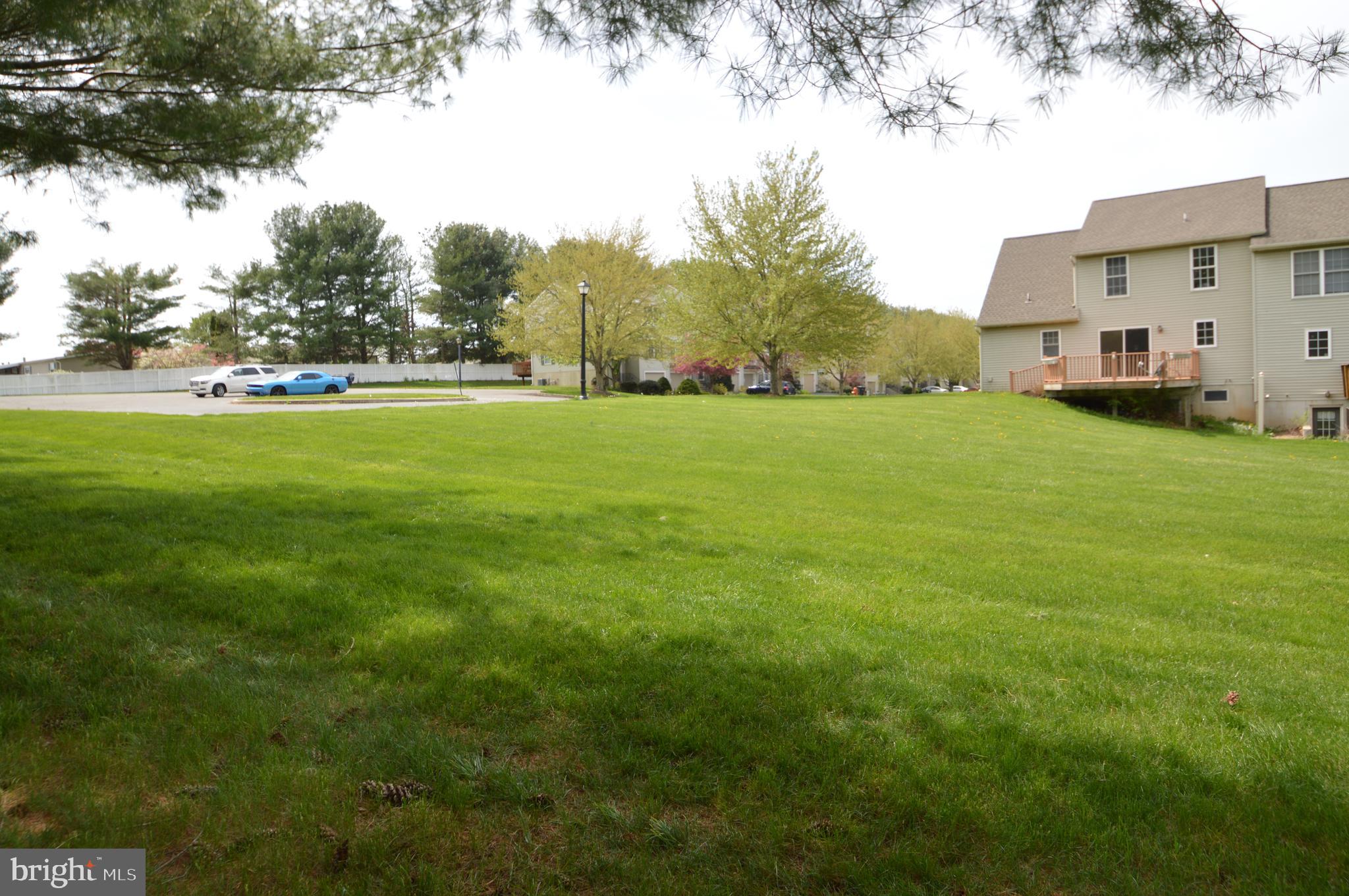 HAMPTON CHASE - Residential