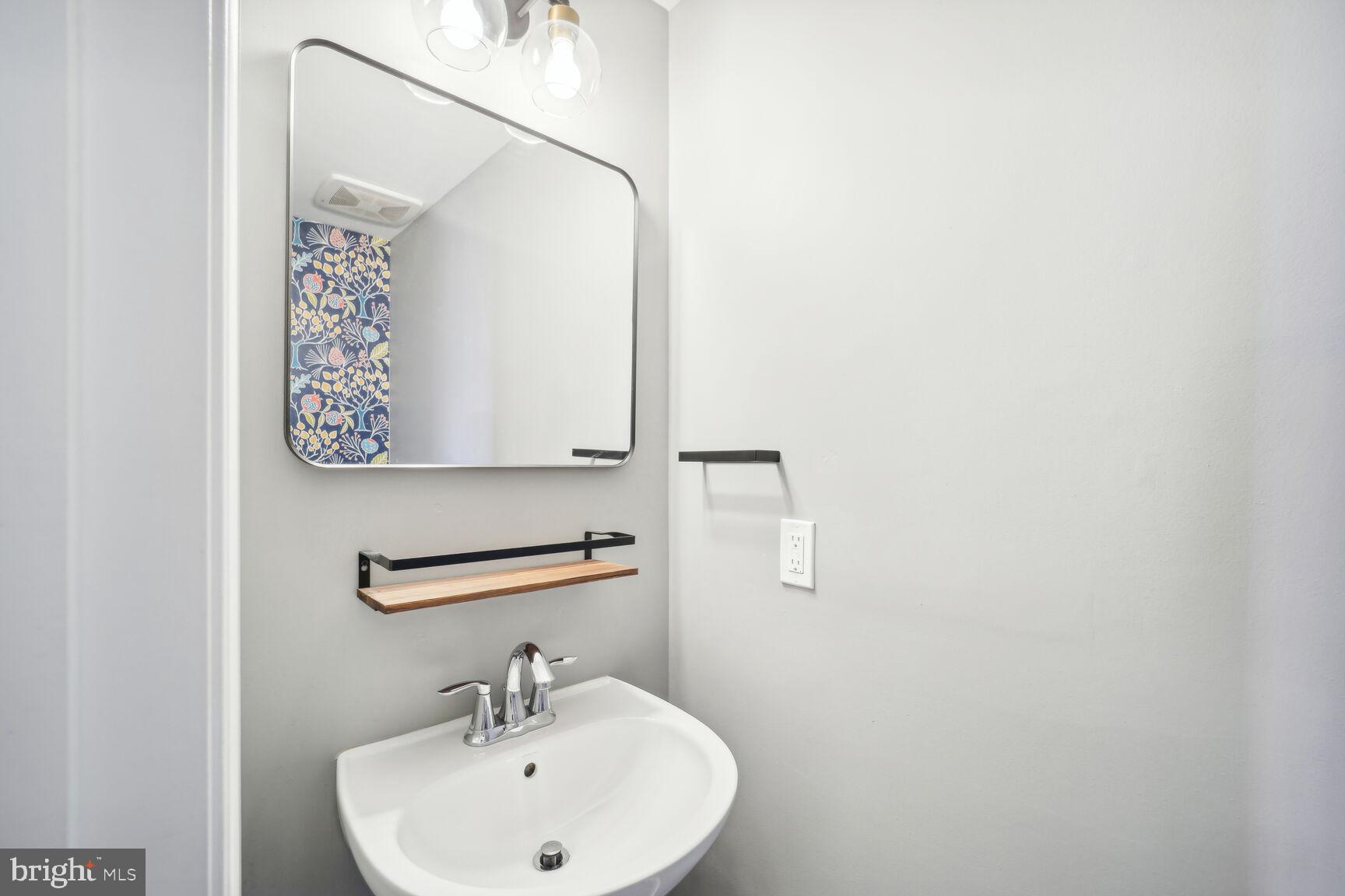 BRADFORD'S LANDING - Residential Lease