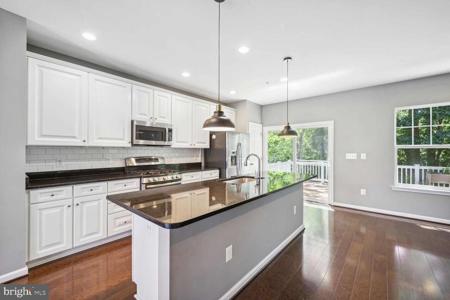 BRADFORD'S LANDING - Residential Lease