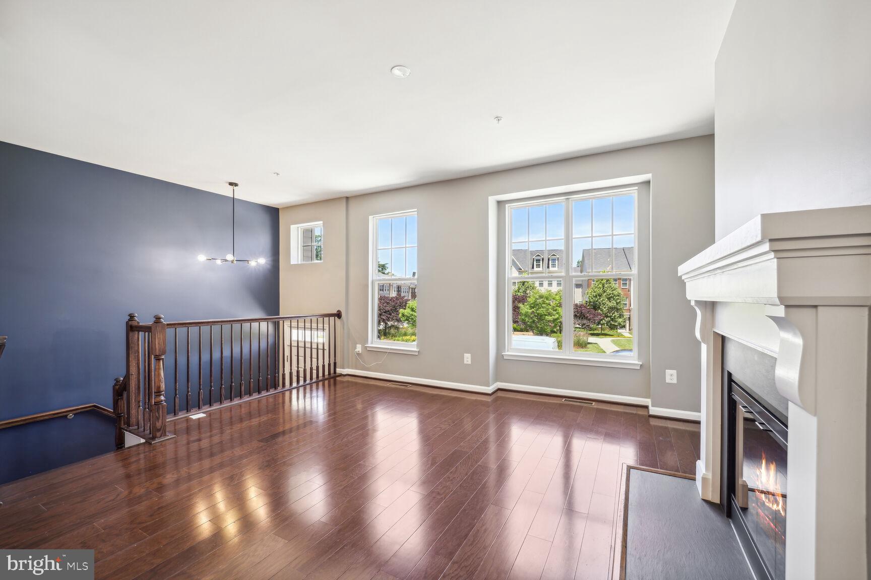 BRADFORD'S LANDING - Residential Lease