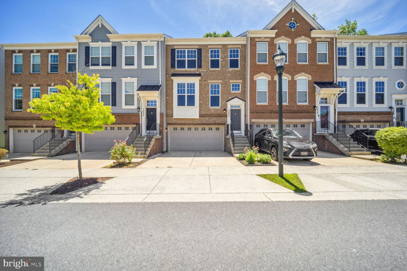 BRADFORD'S LANDING - Residential Lease