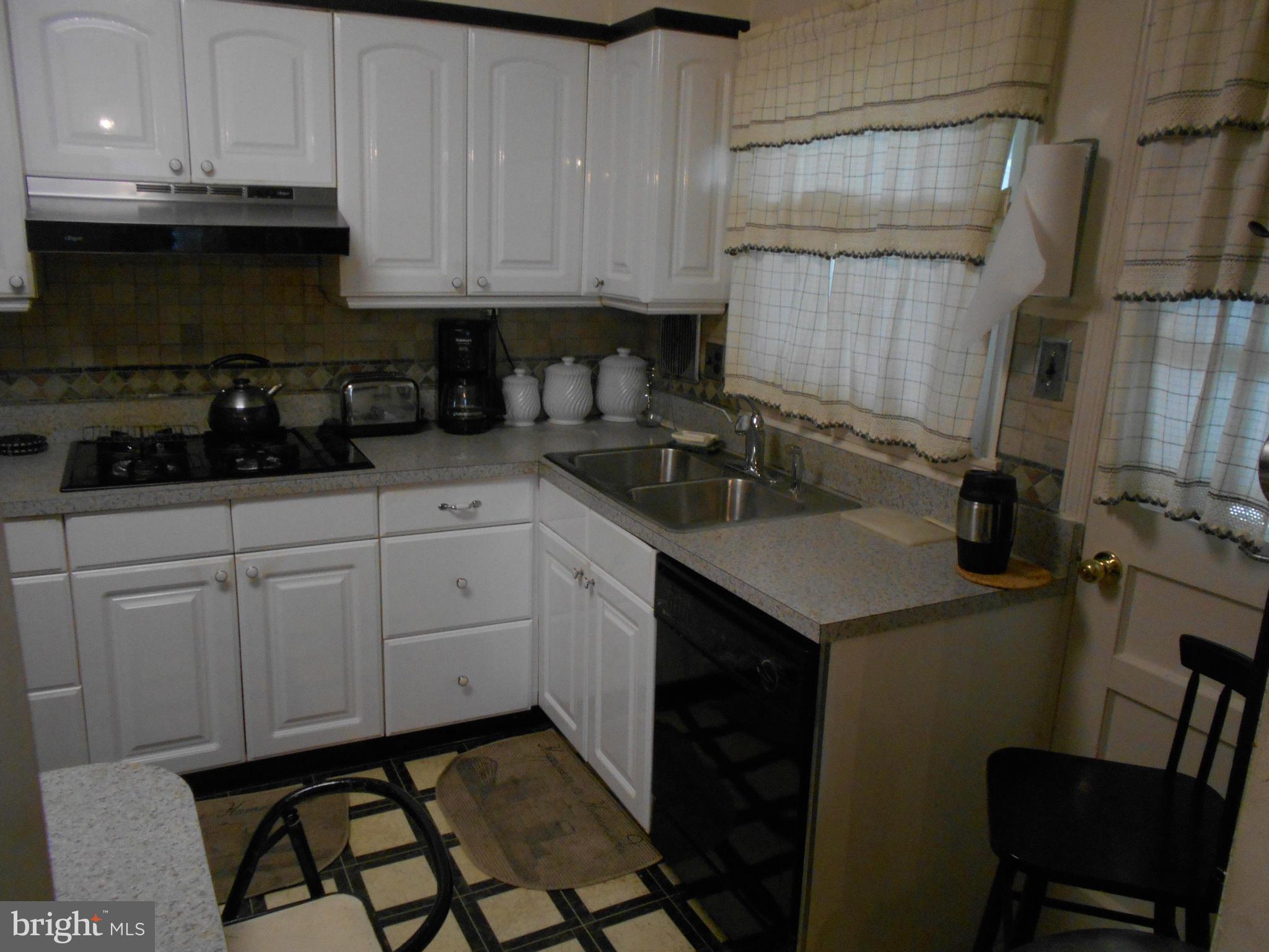 LYNNE ACRES - Residential