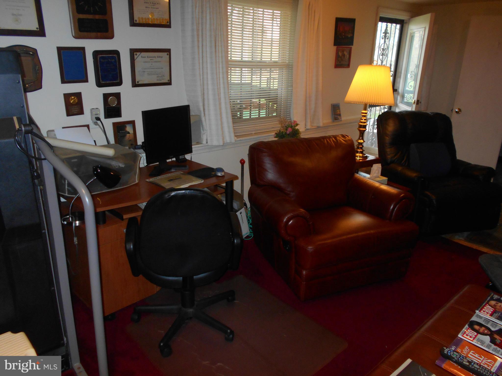 LYNNE ACRES - Residential