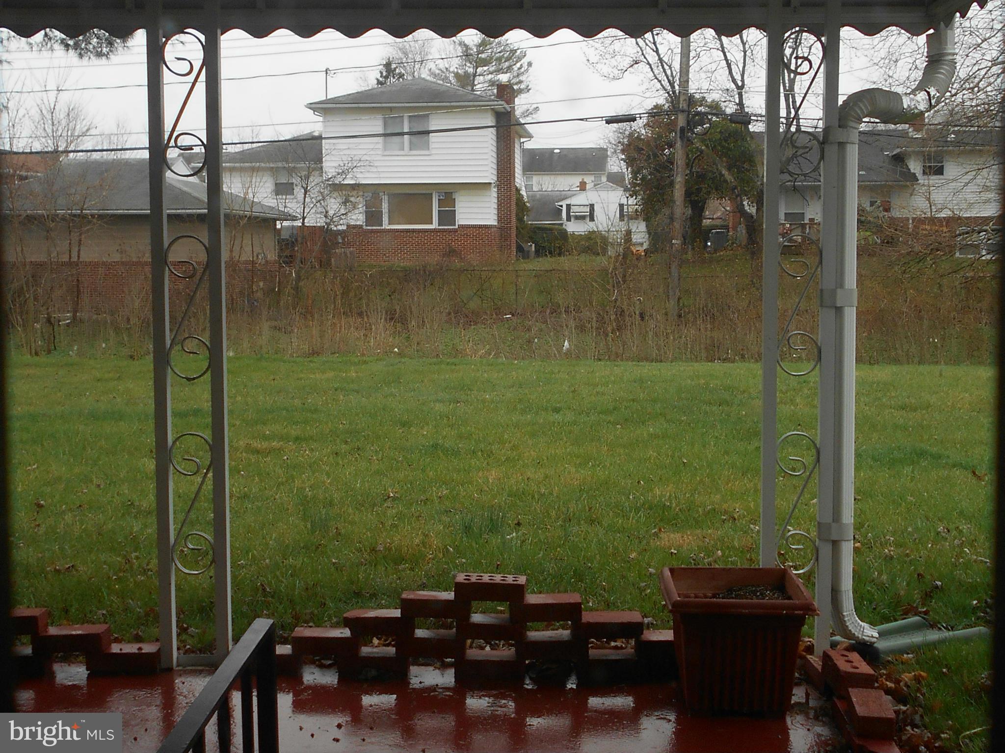 LYNNE ACRES - Residential