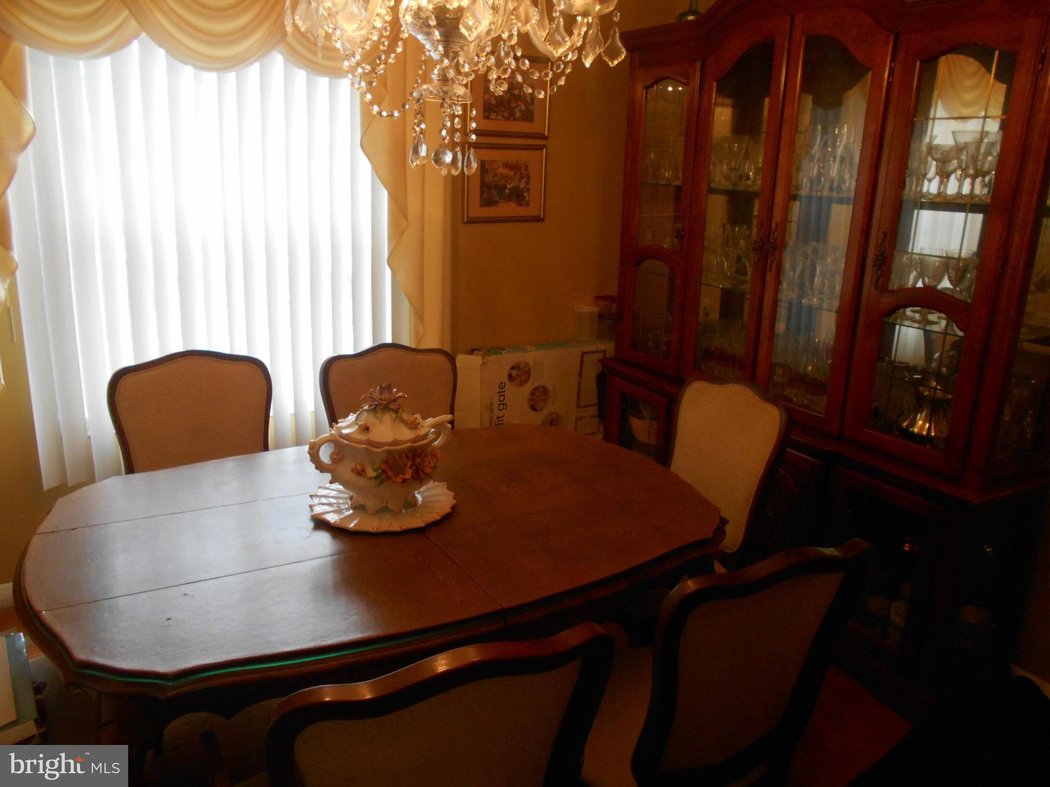 LYNNE ACRES - Residential