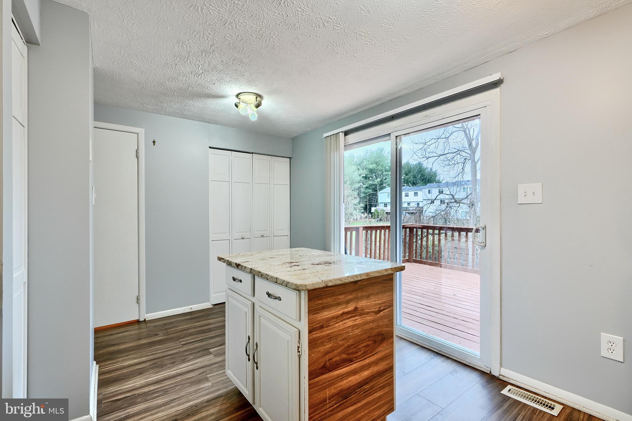 LEISHEAR VILLAGE - Residential Lease