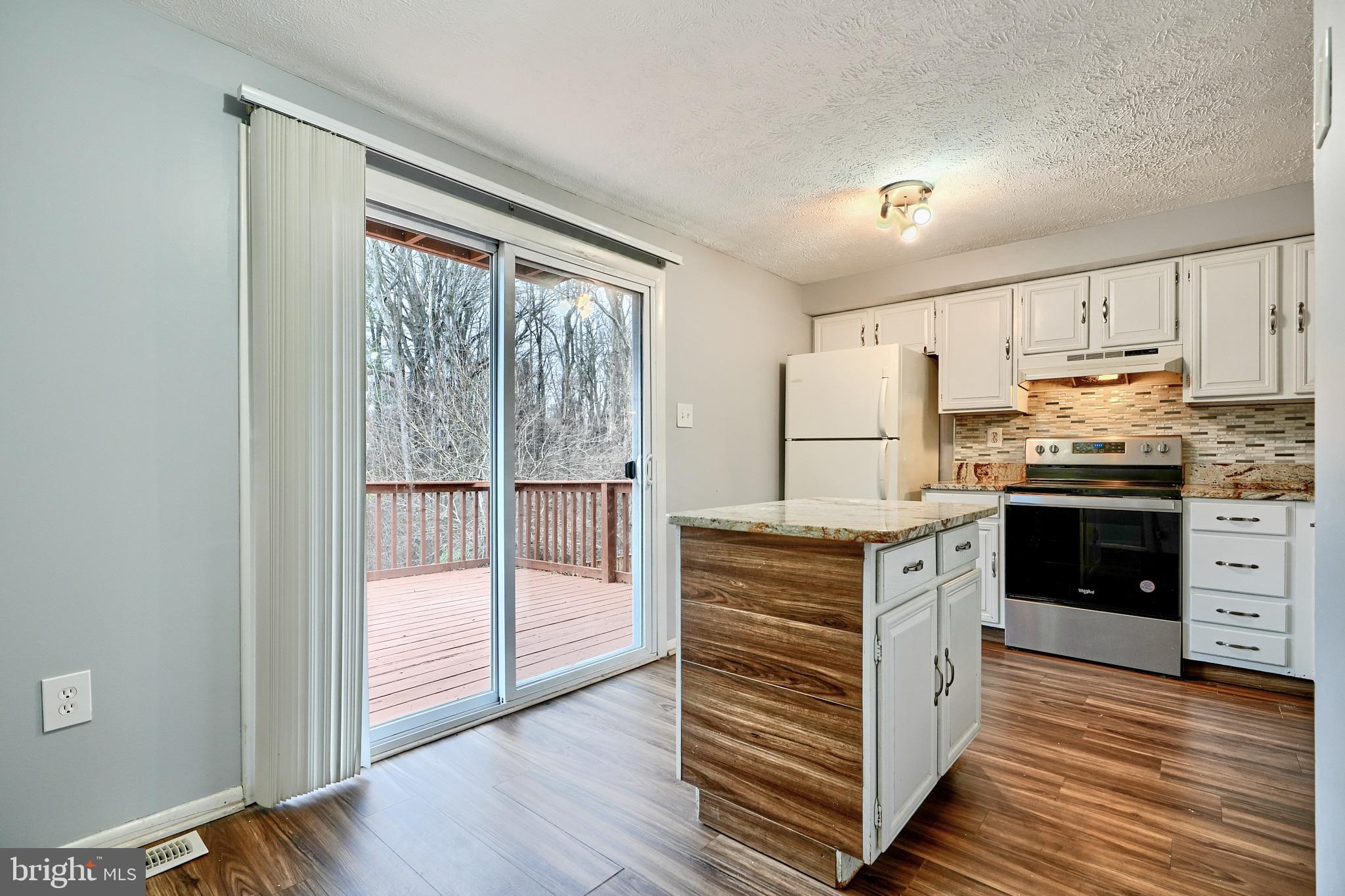 LEISHEAR VILLAGE - Residential Lease