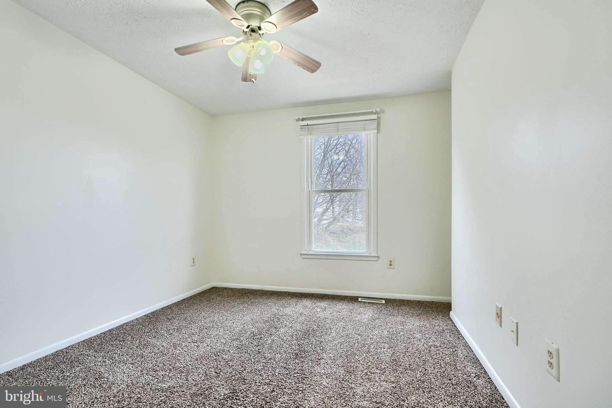 LEISHEAR VILLAGE - Residential Lease