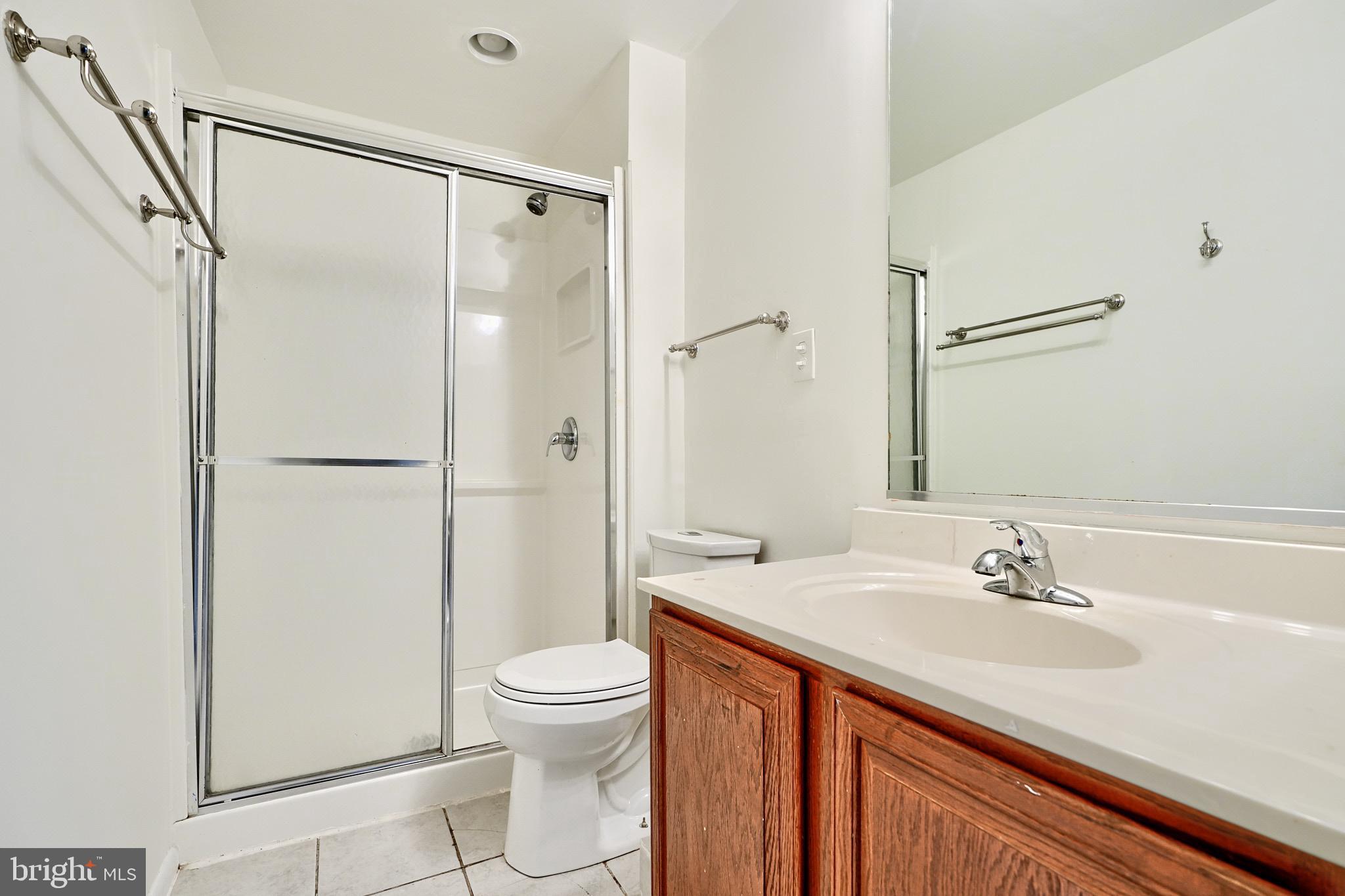 LEISHEAR VILLAGE - Residential Lease