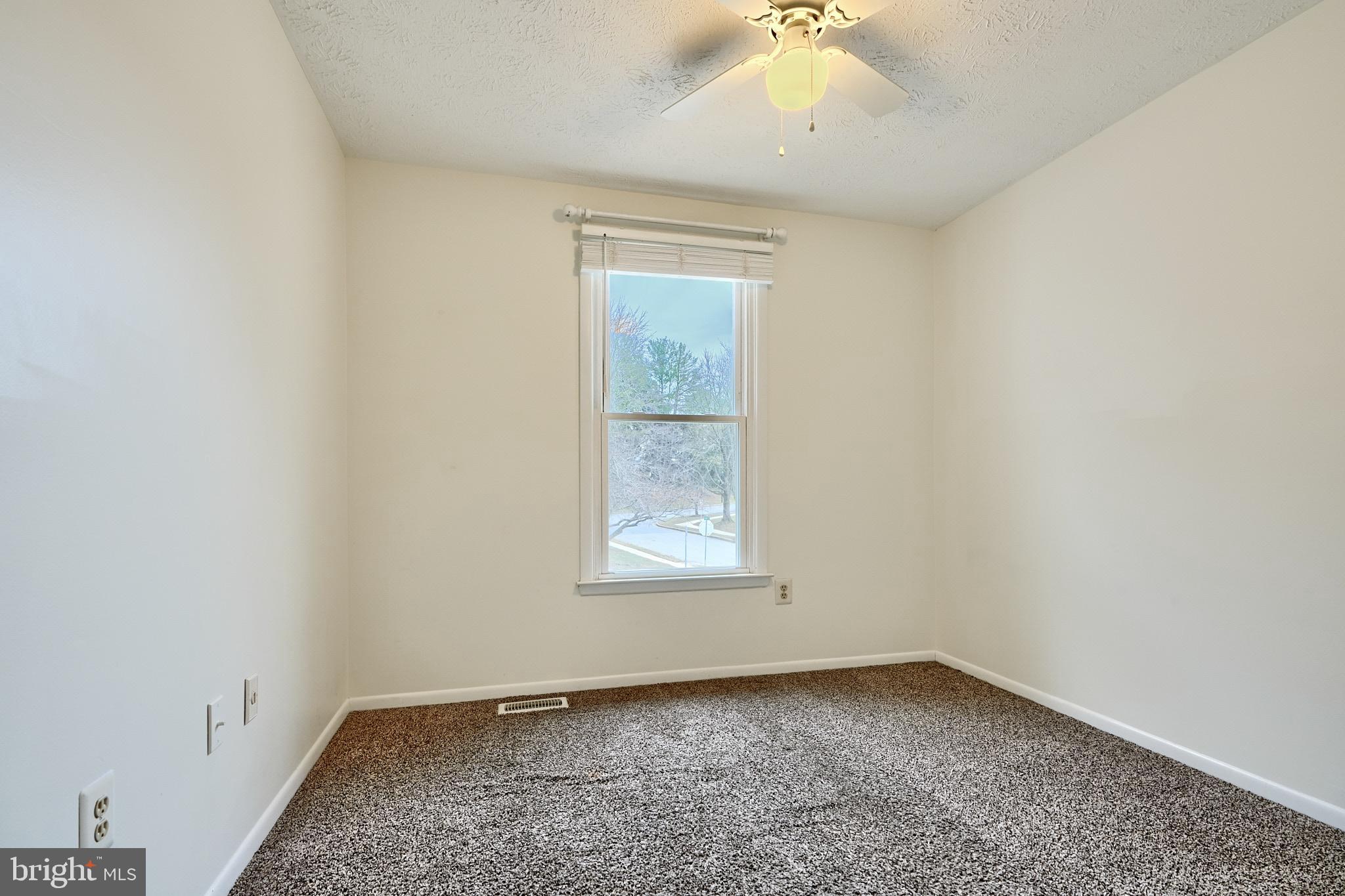 LEISHEAR VILLAGE - Residential Lease