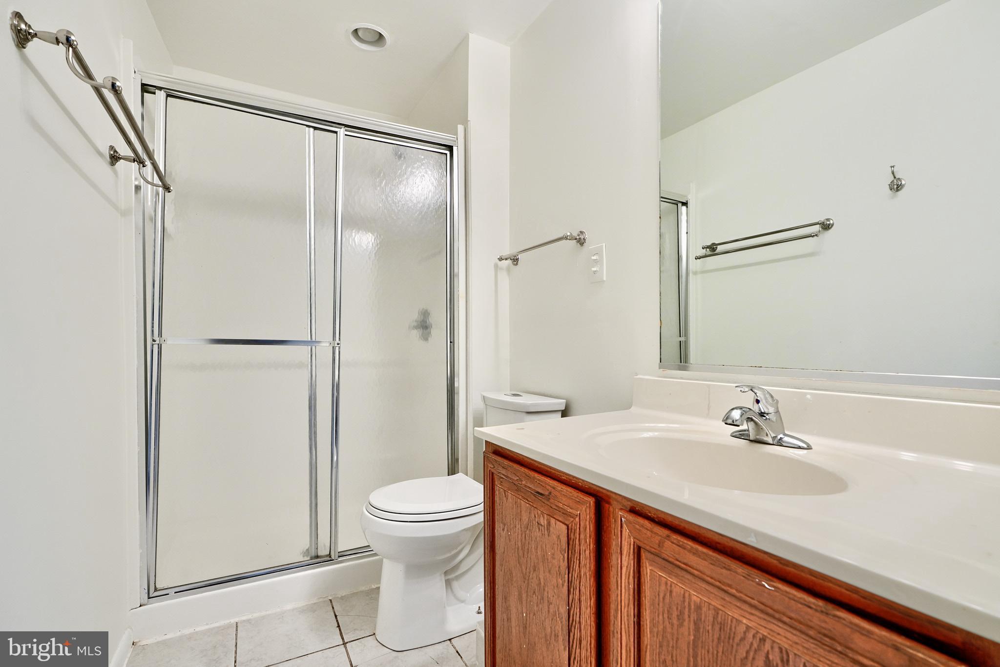 LEISHEAR VILLAGE - Residential Lease