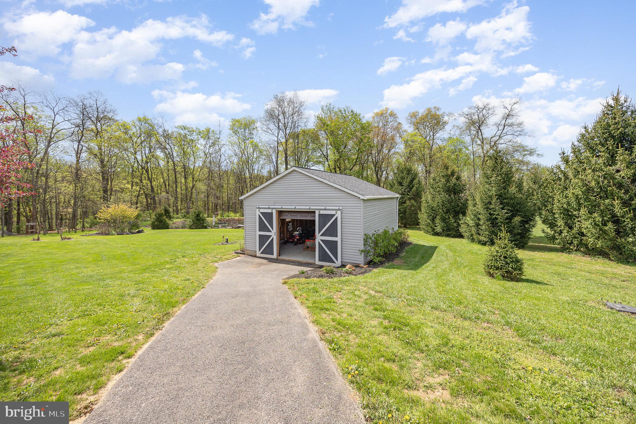 STONE CREEK ESTATES - Residential