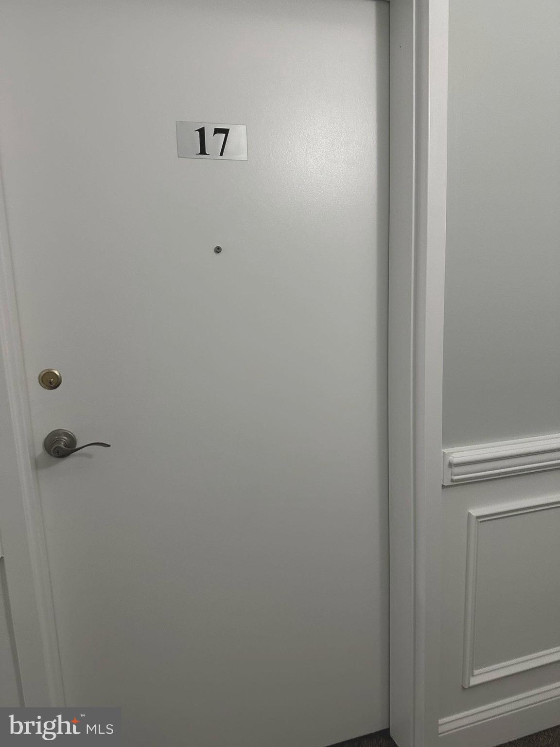 VLG OF SOUTHAMPTON - Residential Lease