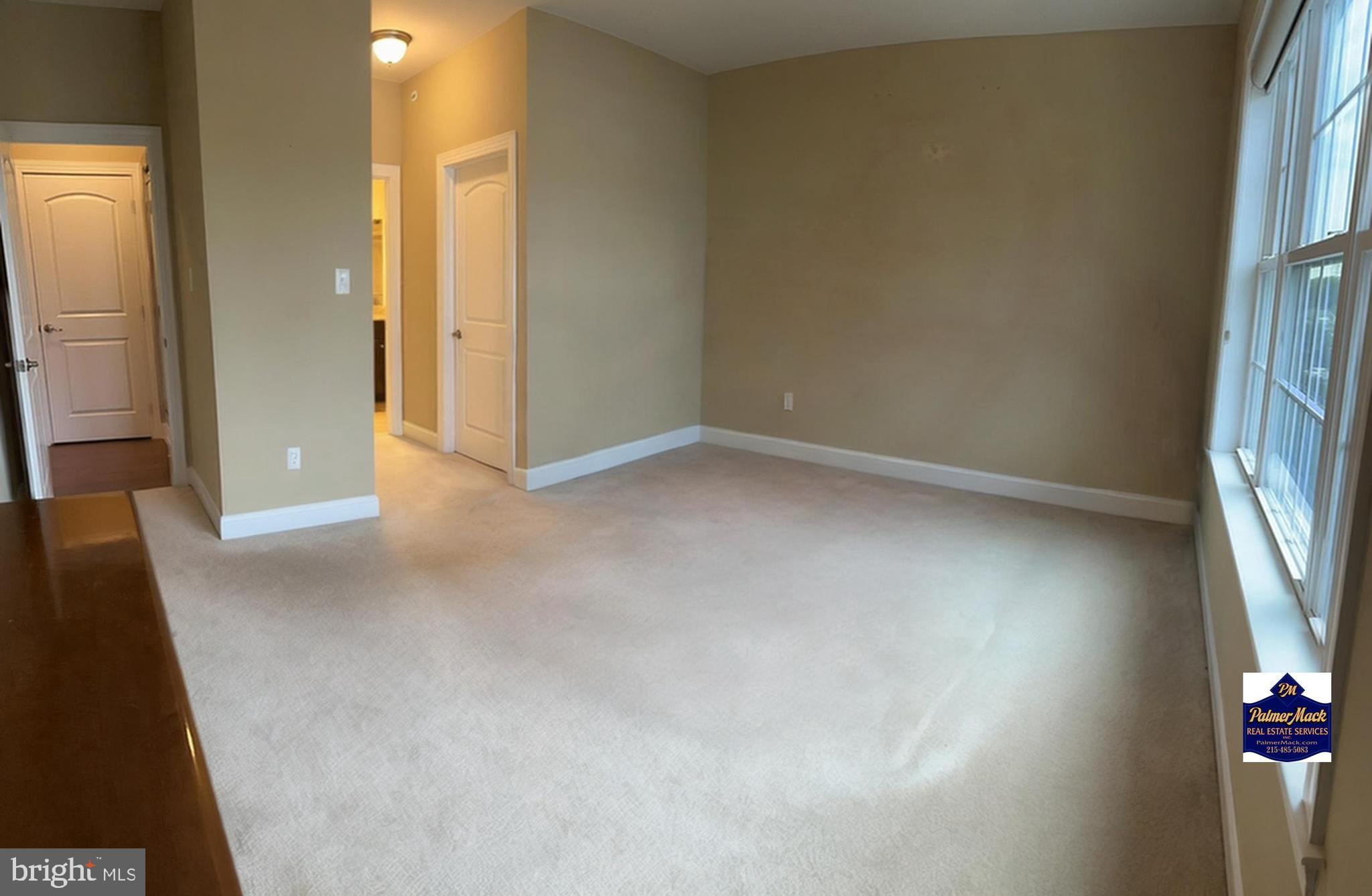 VLG OF SOUTHAMPTON - Residential Lease