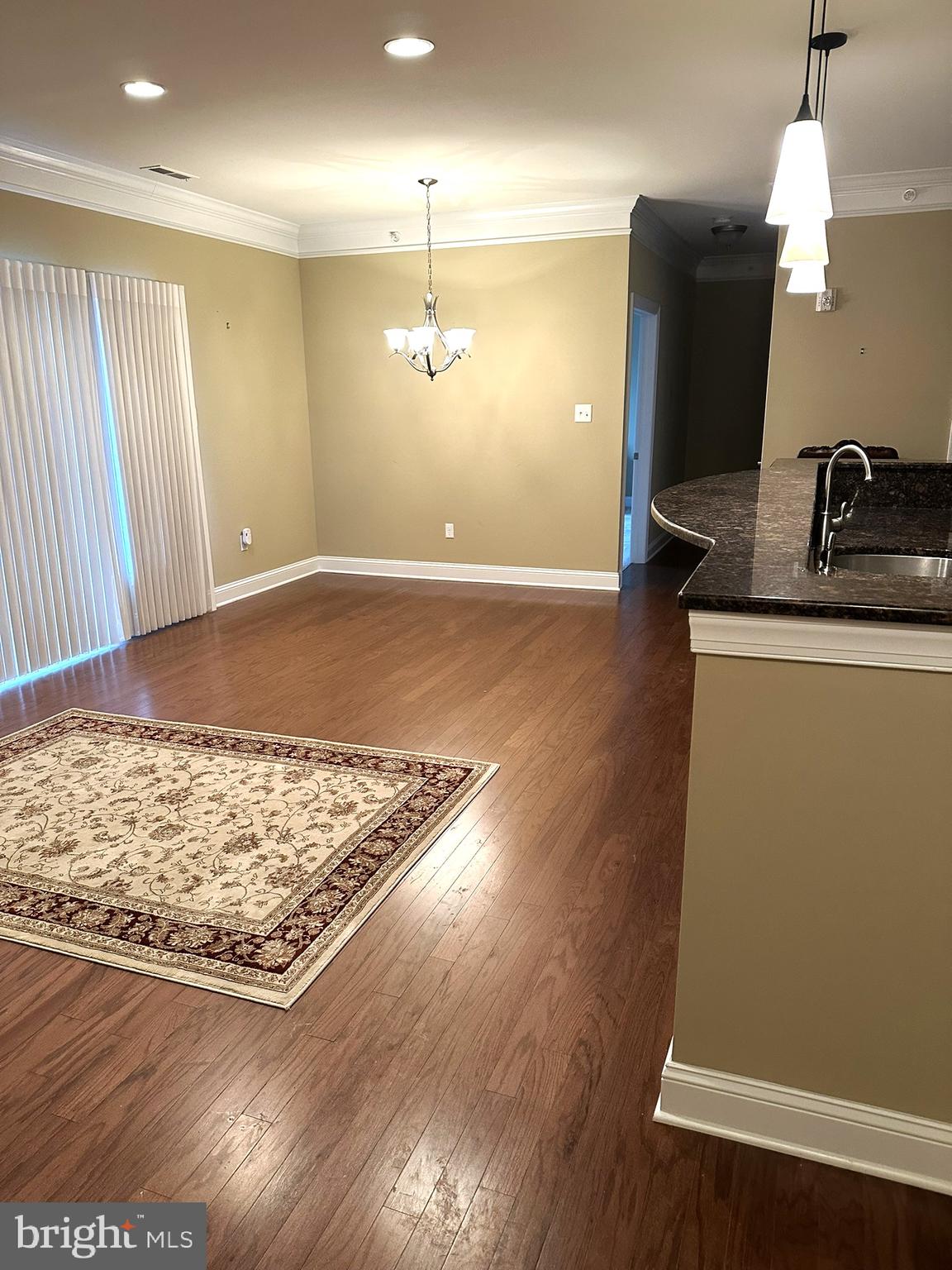 VLG OF SOUTHAMPTON - Residential Lease