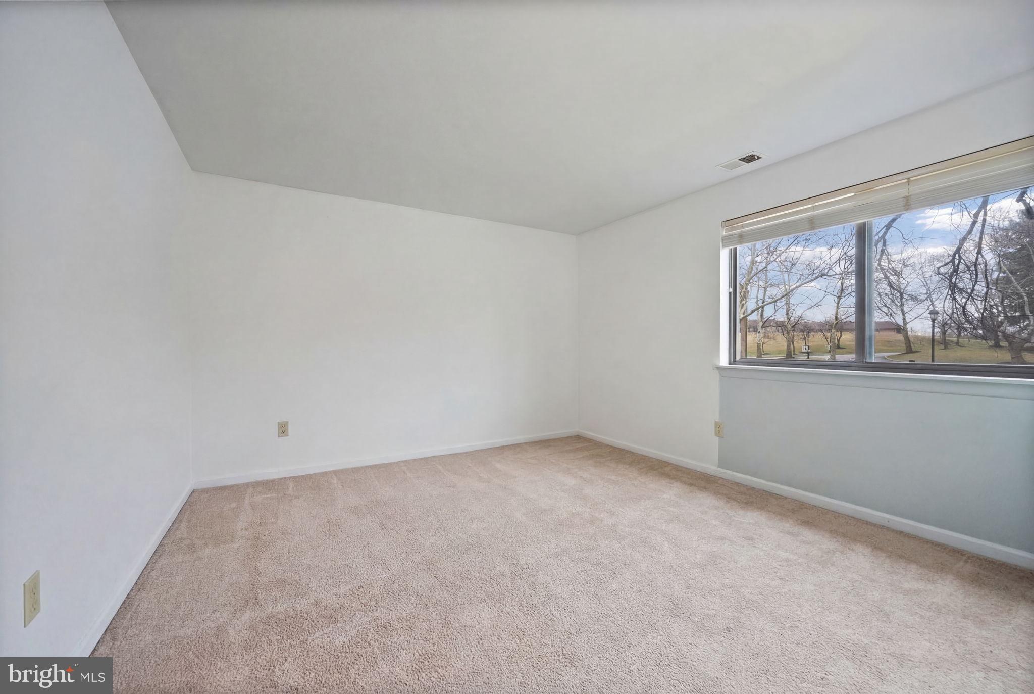 TREOVER CONDOMINIUM - Residential