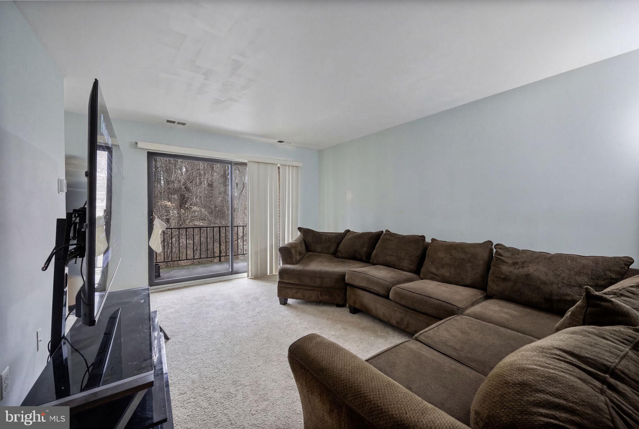 TREOVER CONDOMINIUM - Residential