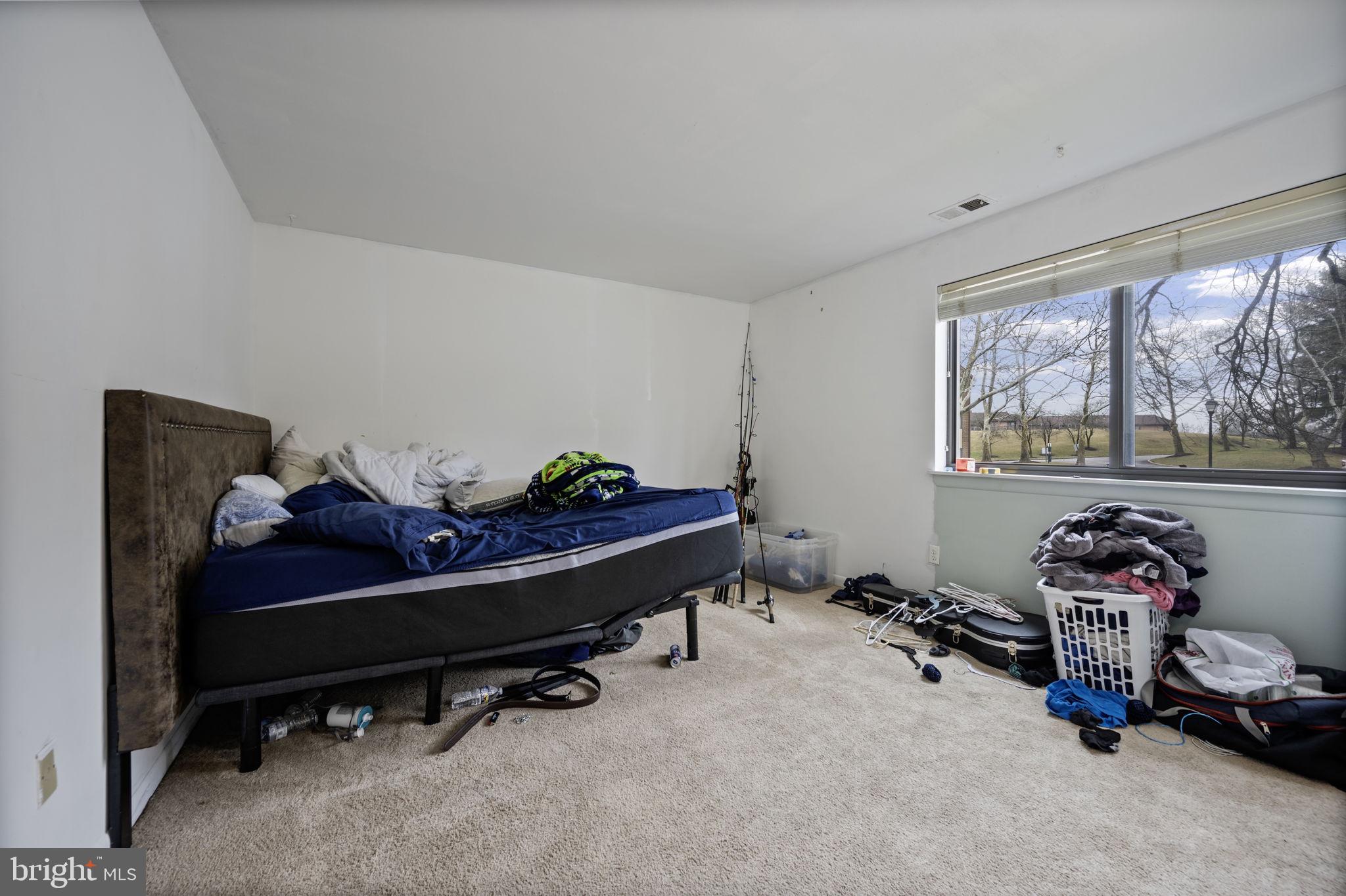 TREOVER CONDOMINIUM - Residential