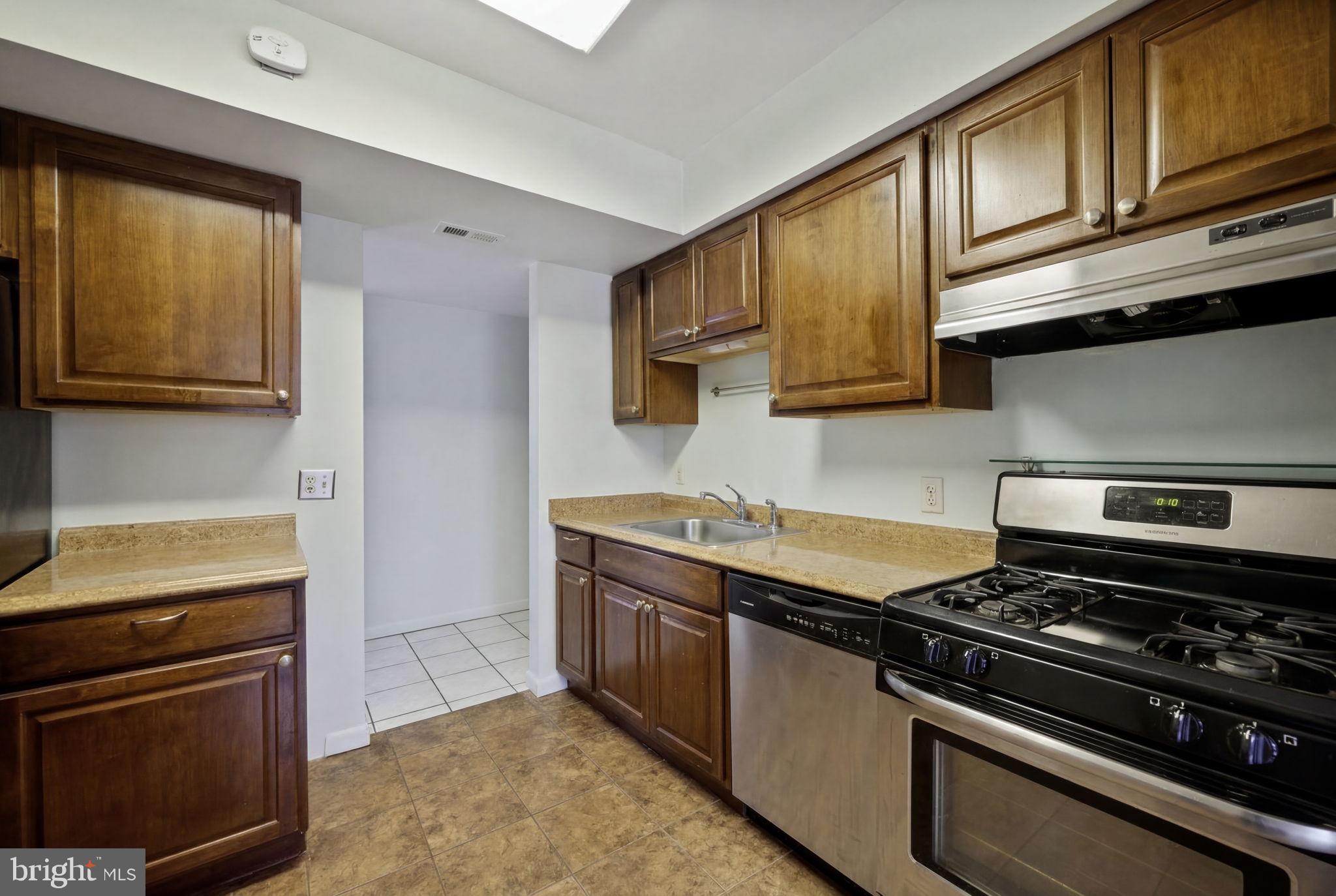 TREOVER CONDOMINIUM - Residential