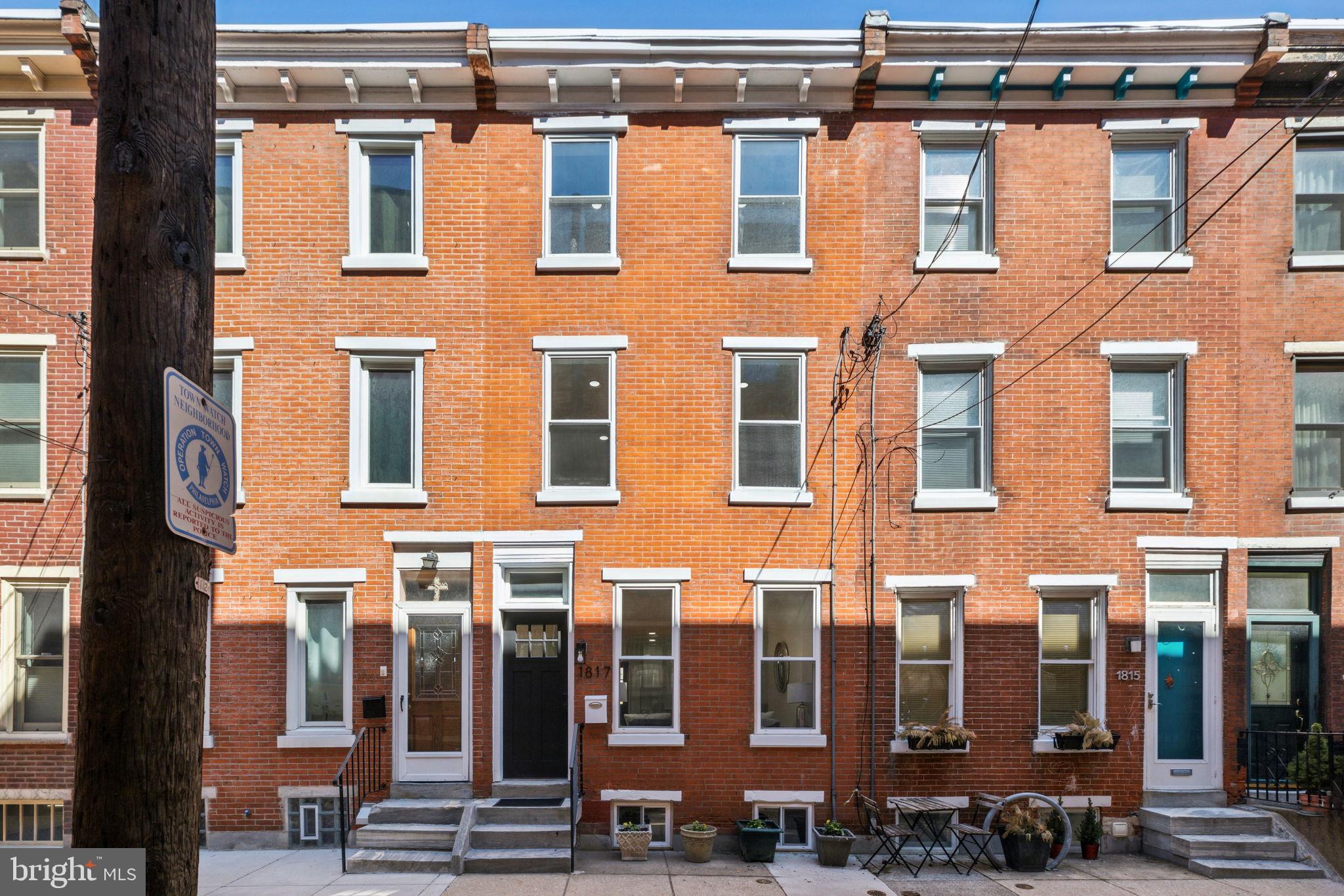 LOGAN SQUARE - Residential