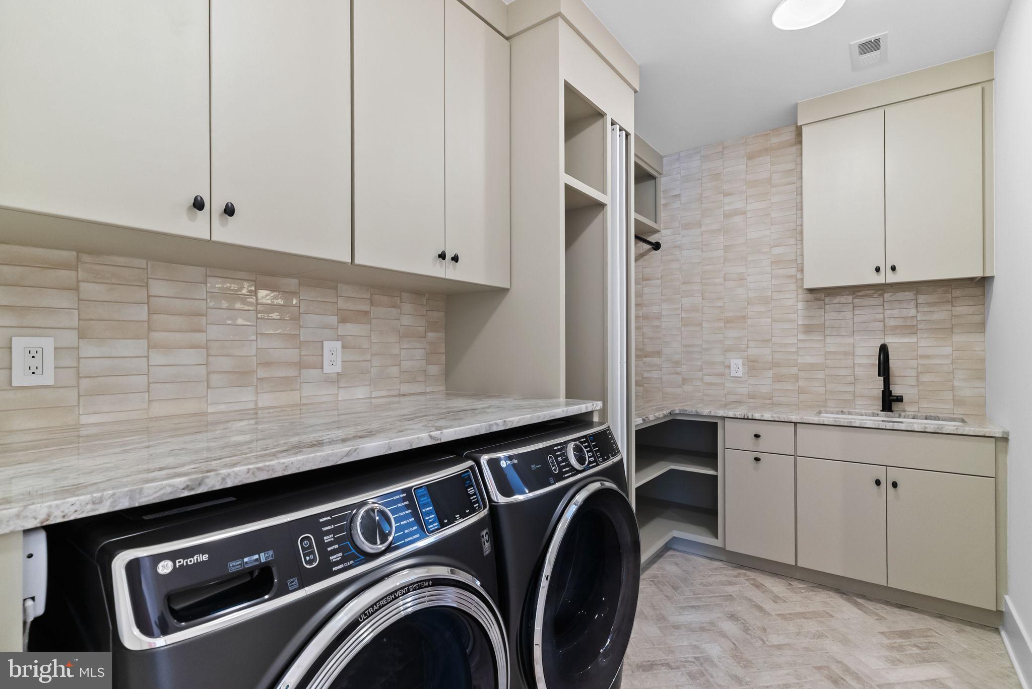 SUSSEX - Residential