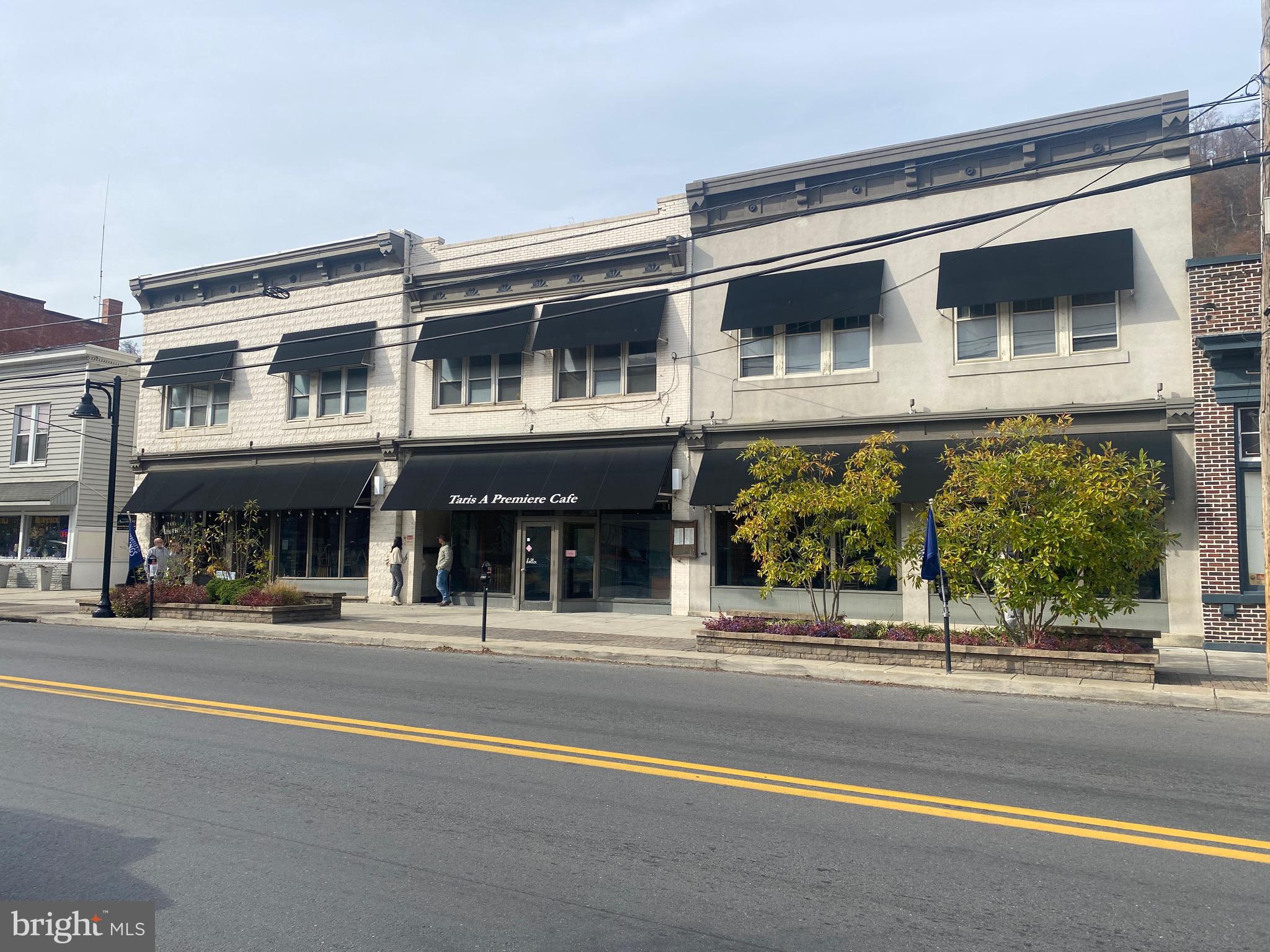 33 WASHINGTON STREET N