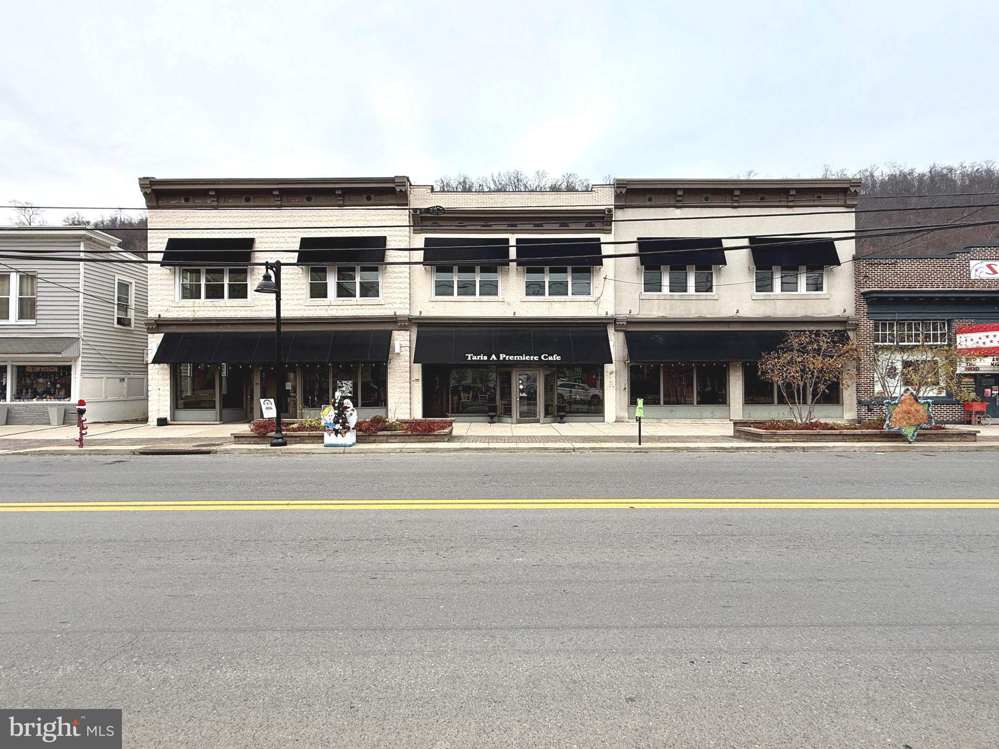 33 WASHINGTON STREET N