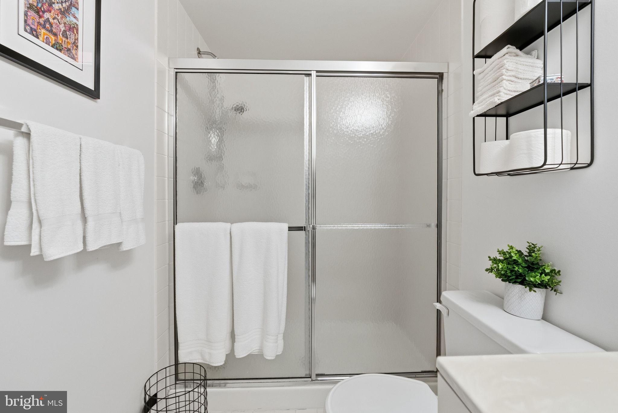 OAK HILL - Residential