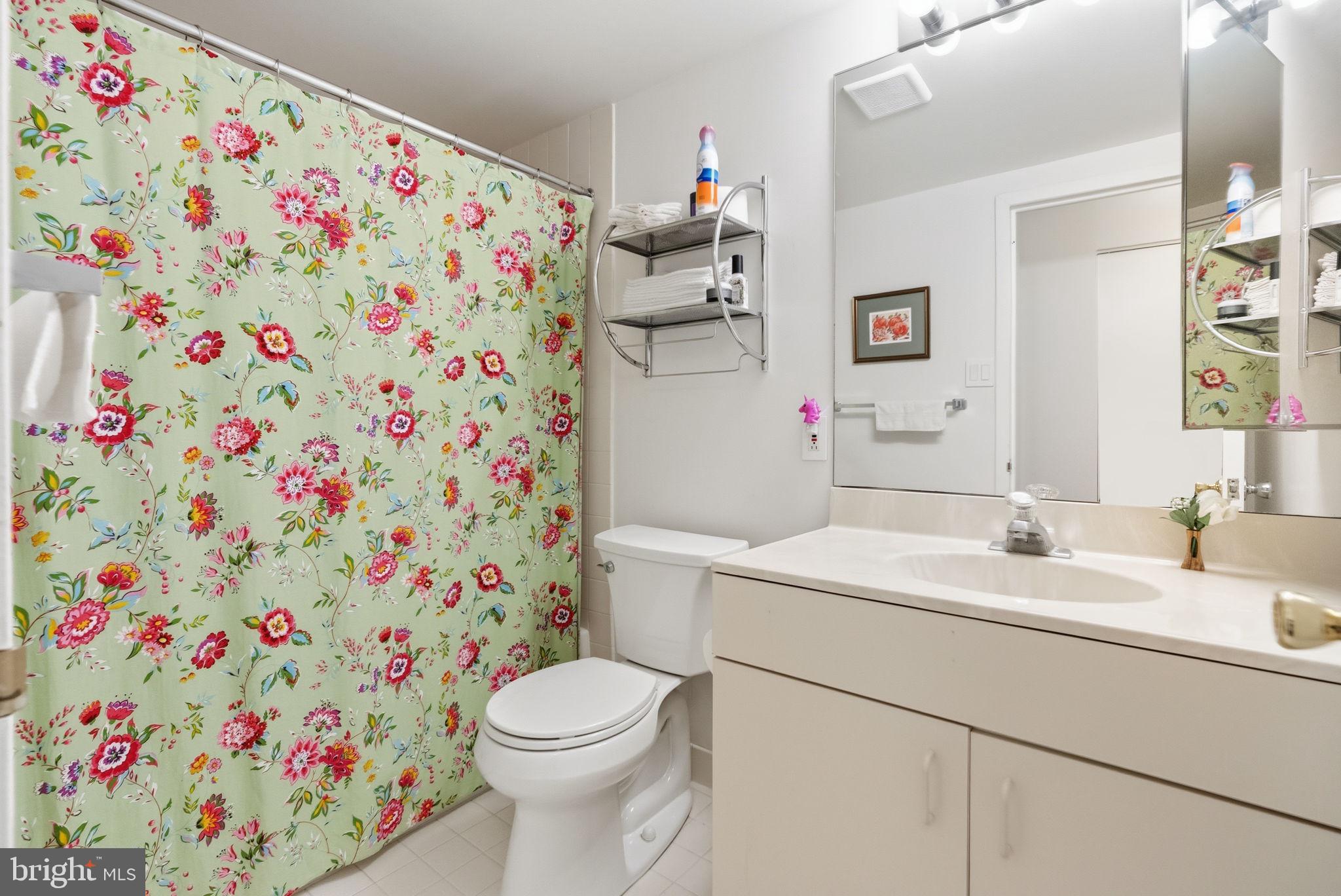 OAK HILL - Residential