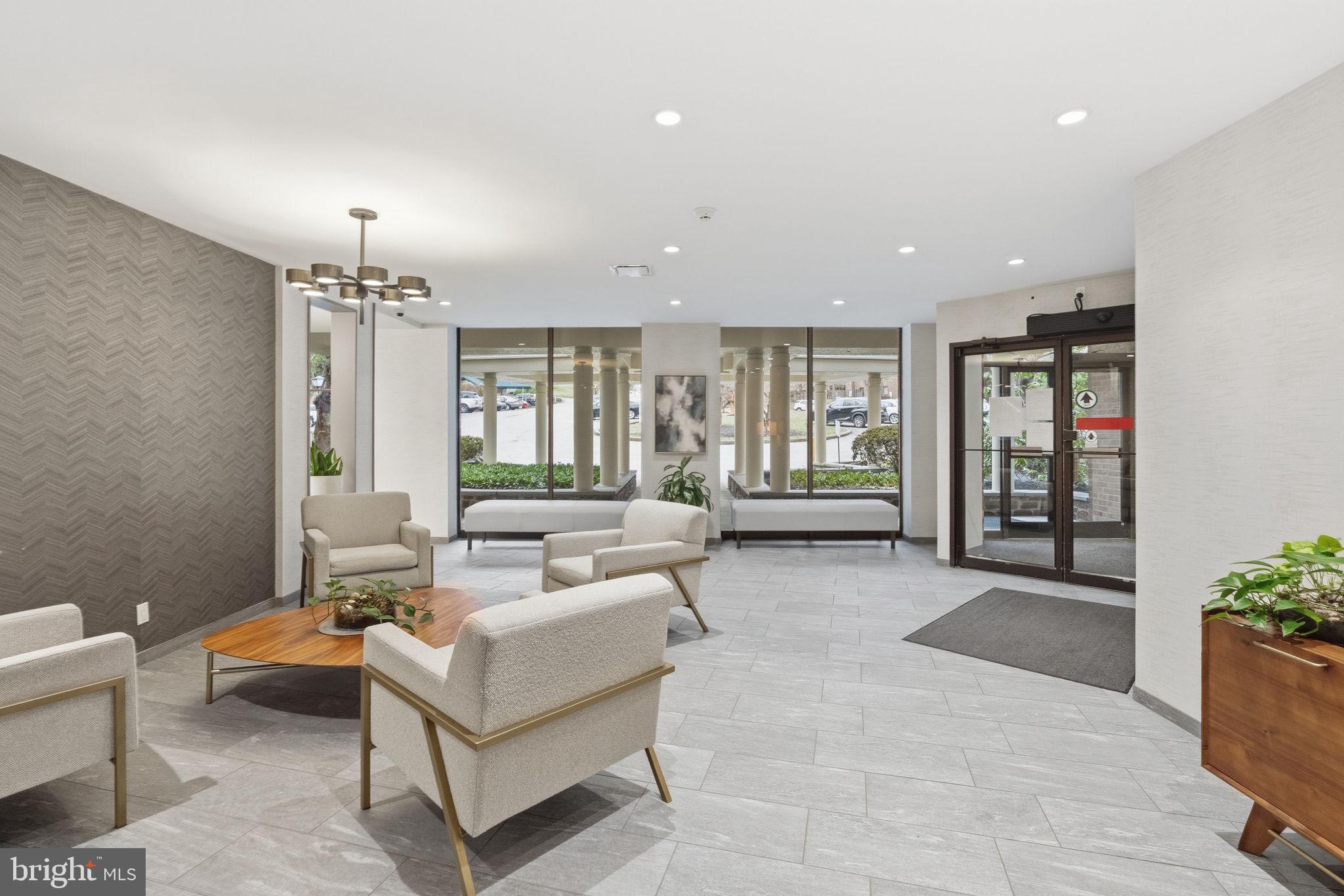 1655 OAKWOOD DRIVE N205