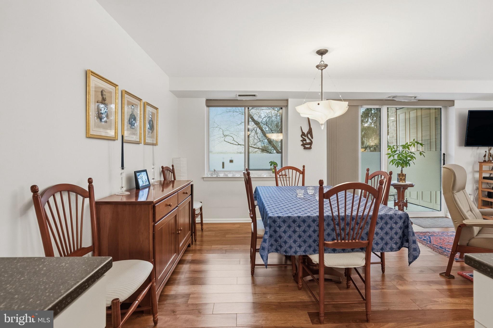 OAK HILL - Residential