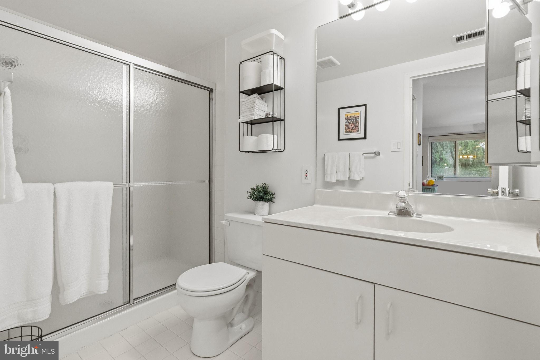 OAK HILL - Residential