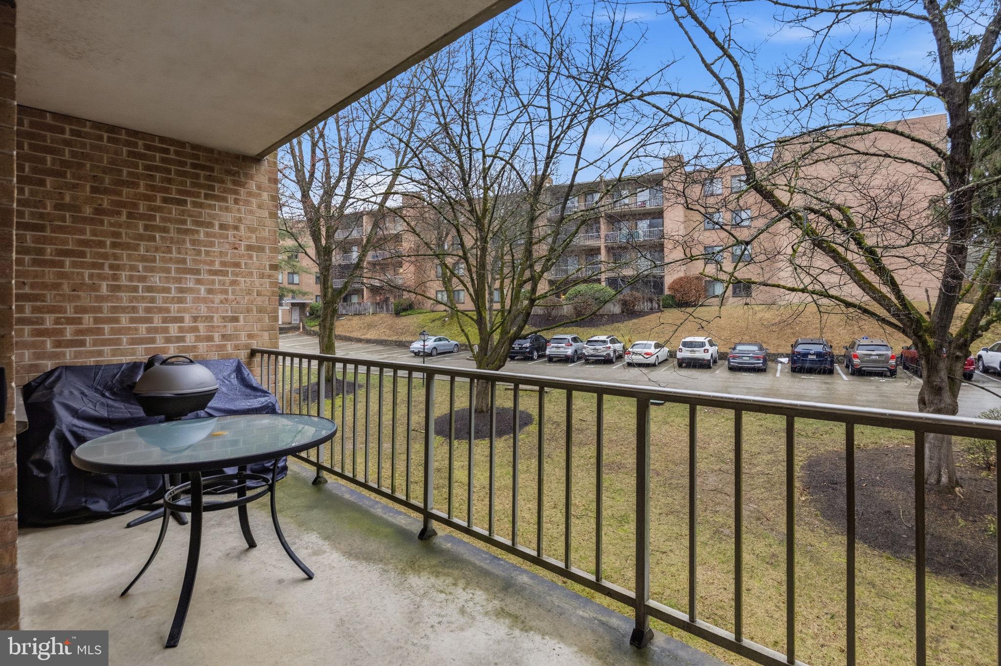 OAK HILL - Residential