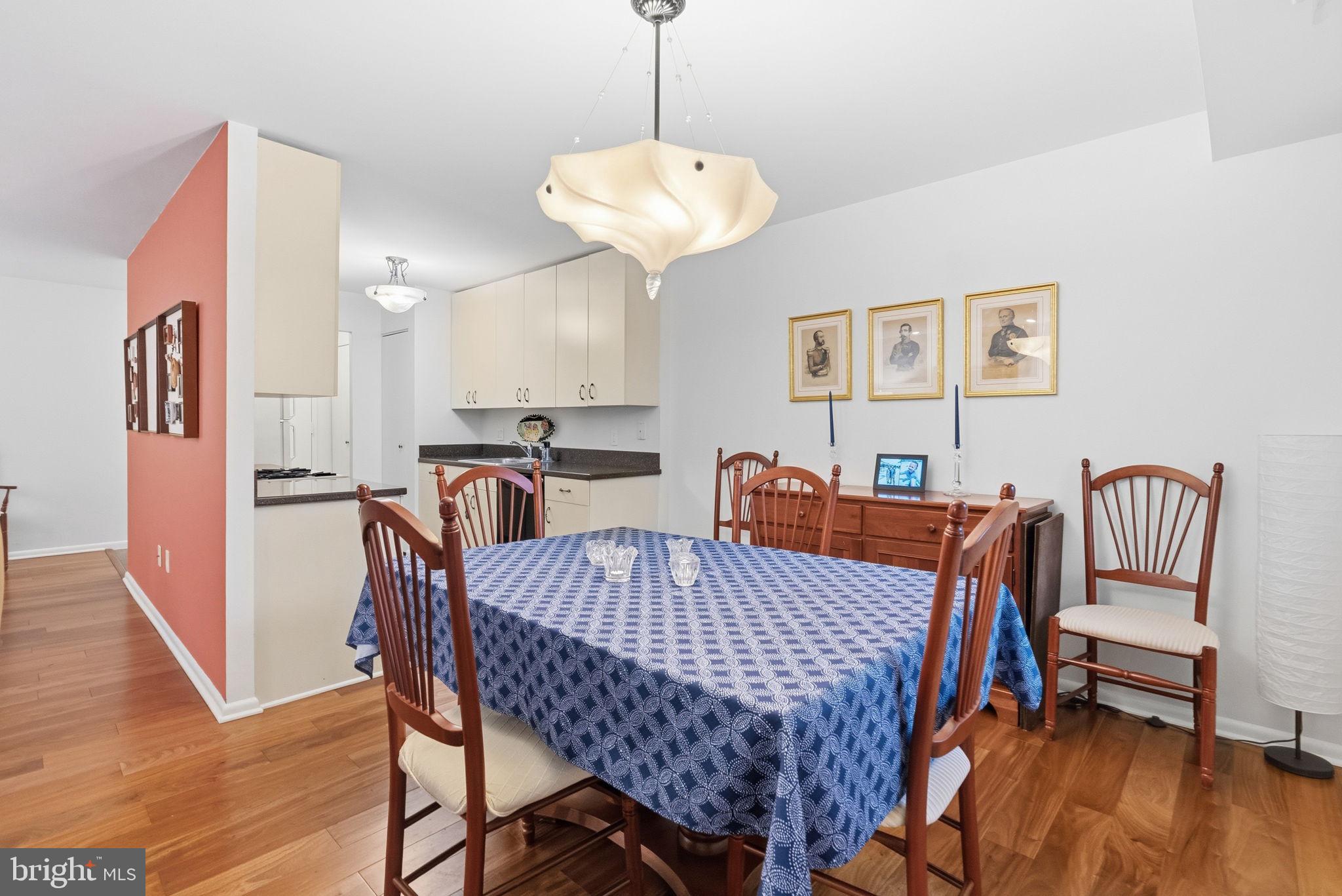 OAK HILL - Residential