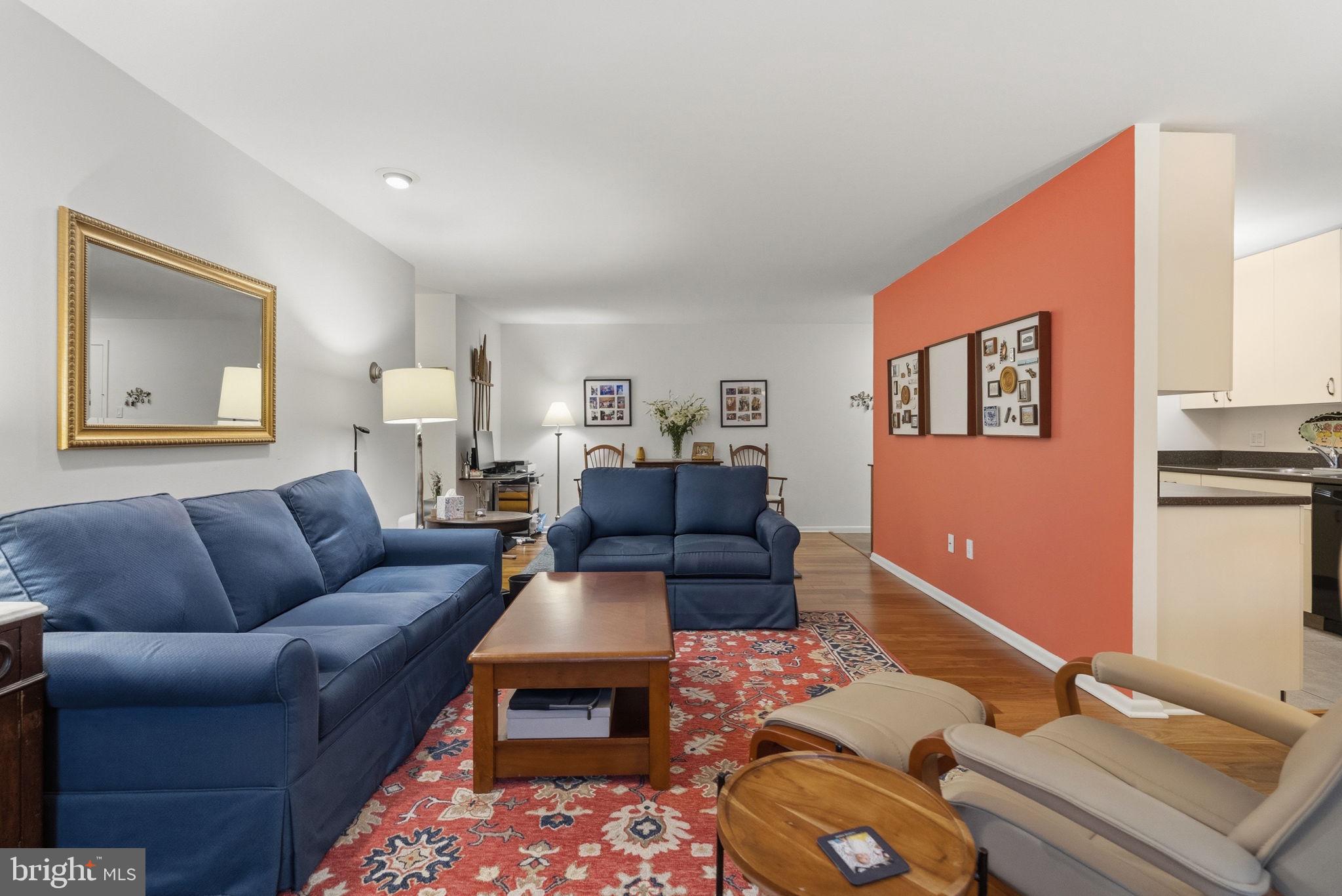 OAK HILL - Residential