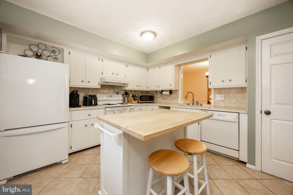 Photo of 145 Roboda Boulevard, ROYERSFORD, PA 19468 (MLS # PAMC2166760)