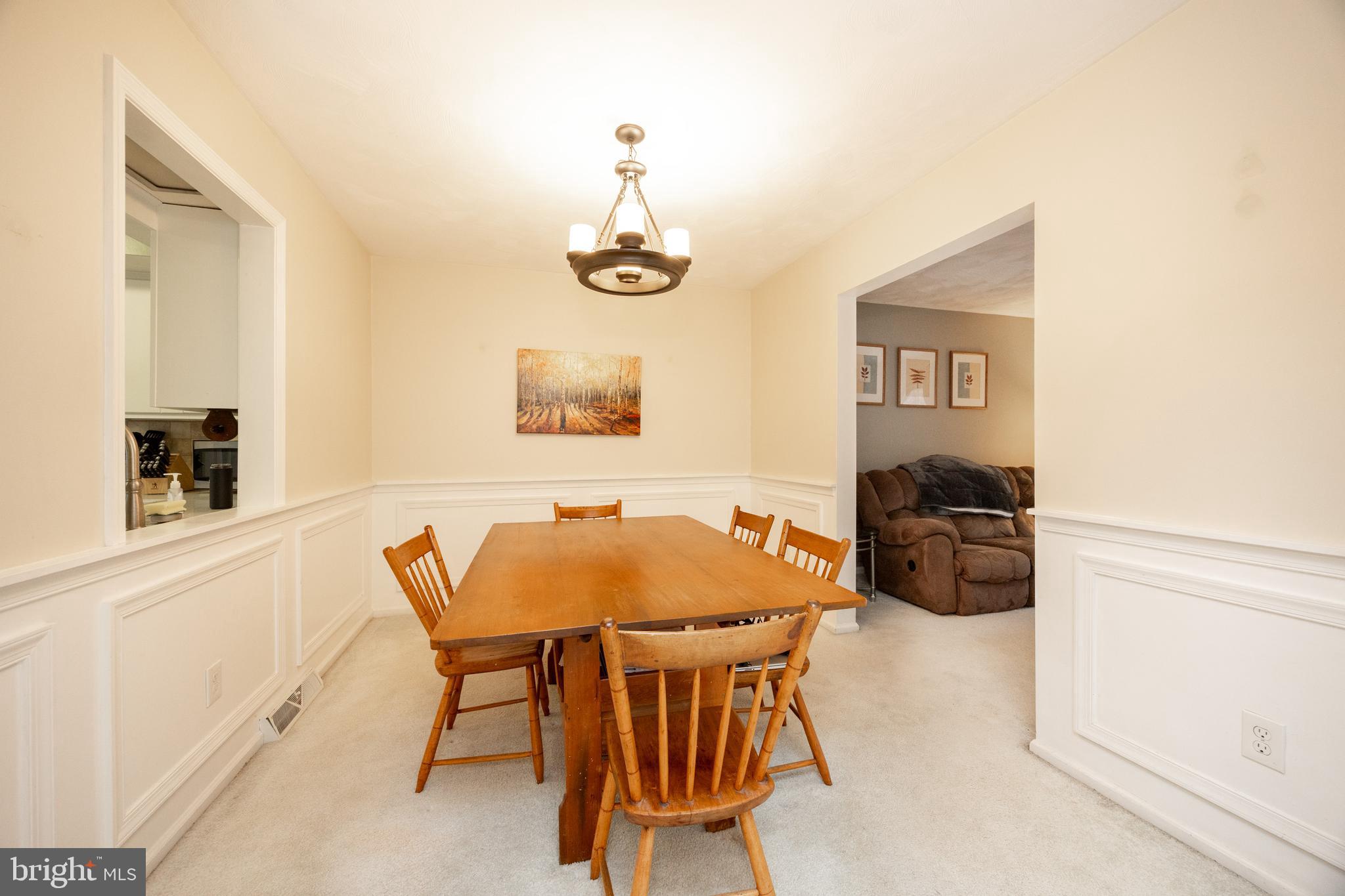 145 ROBODA BOULEVARD