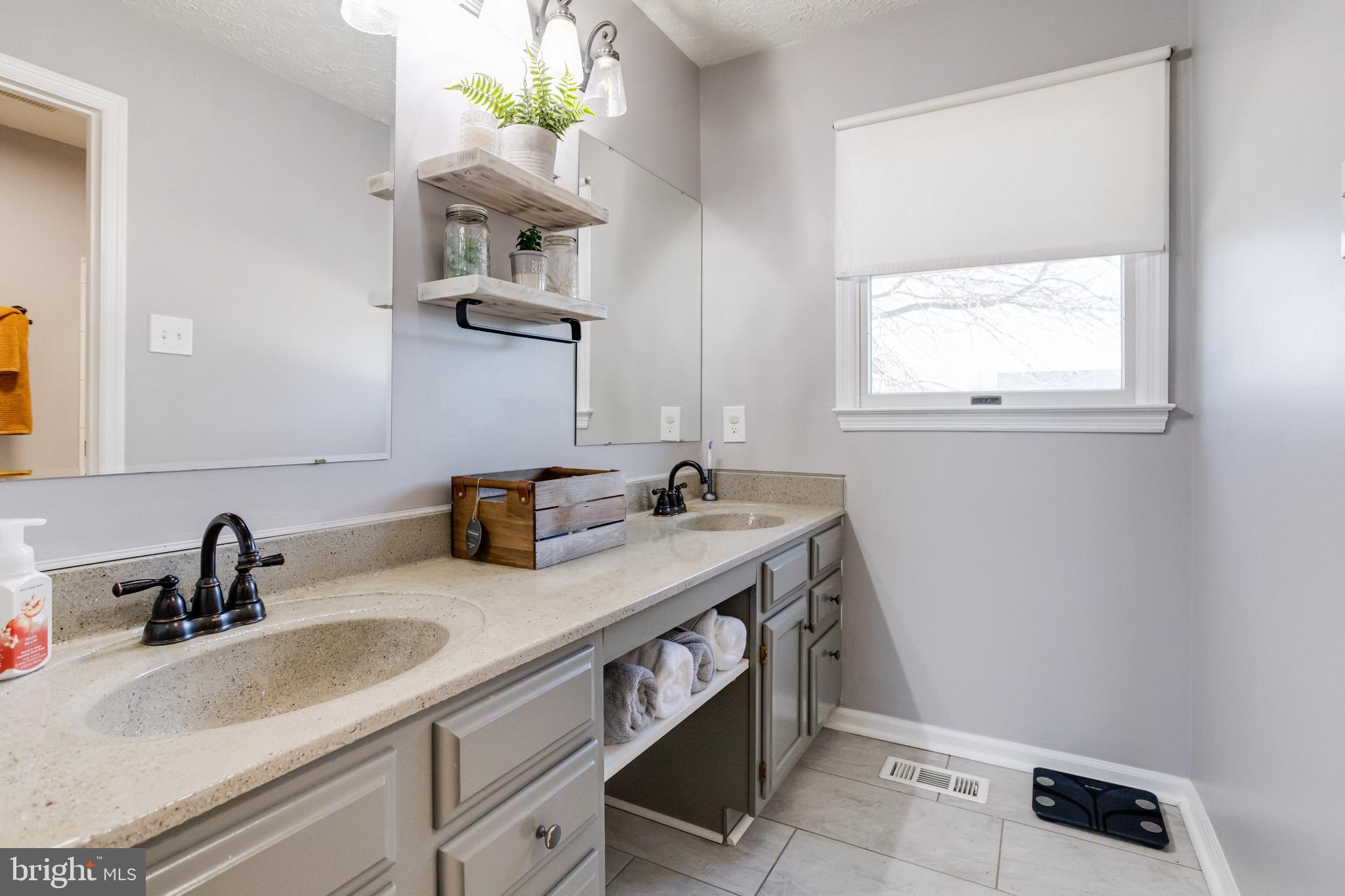 WINDEMERE ESTATES - Residential