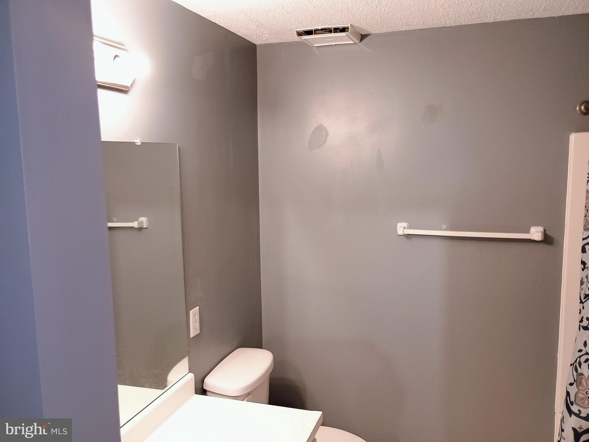 AMBER MEADOWS - Residential Lease