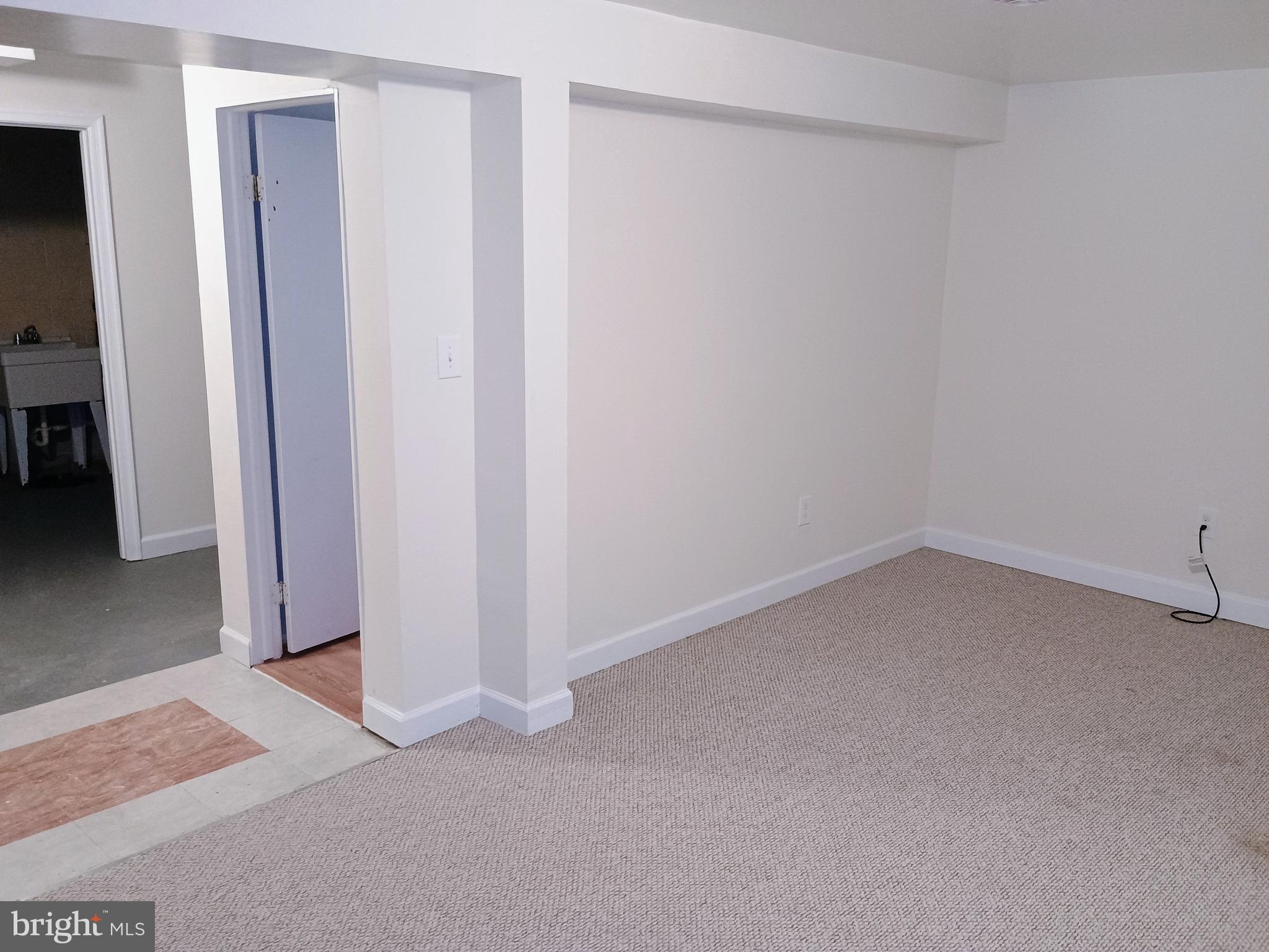 AMBER MEADOWS - Residential Lease