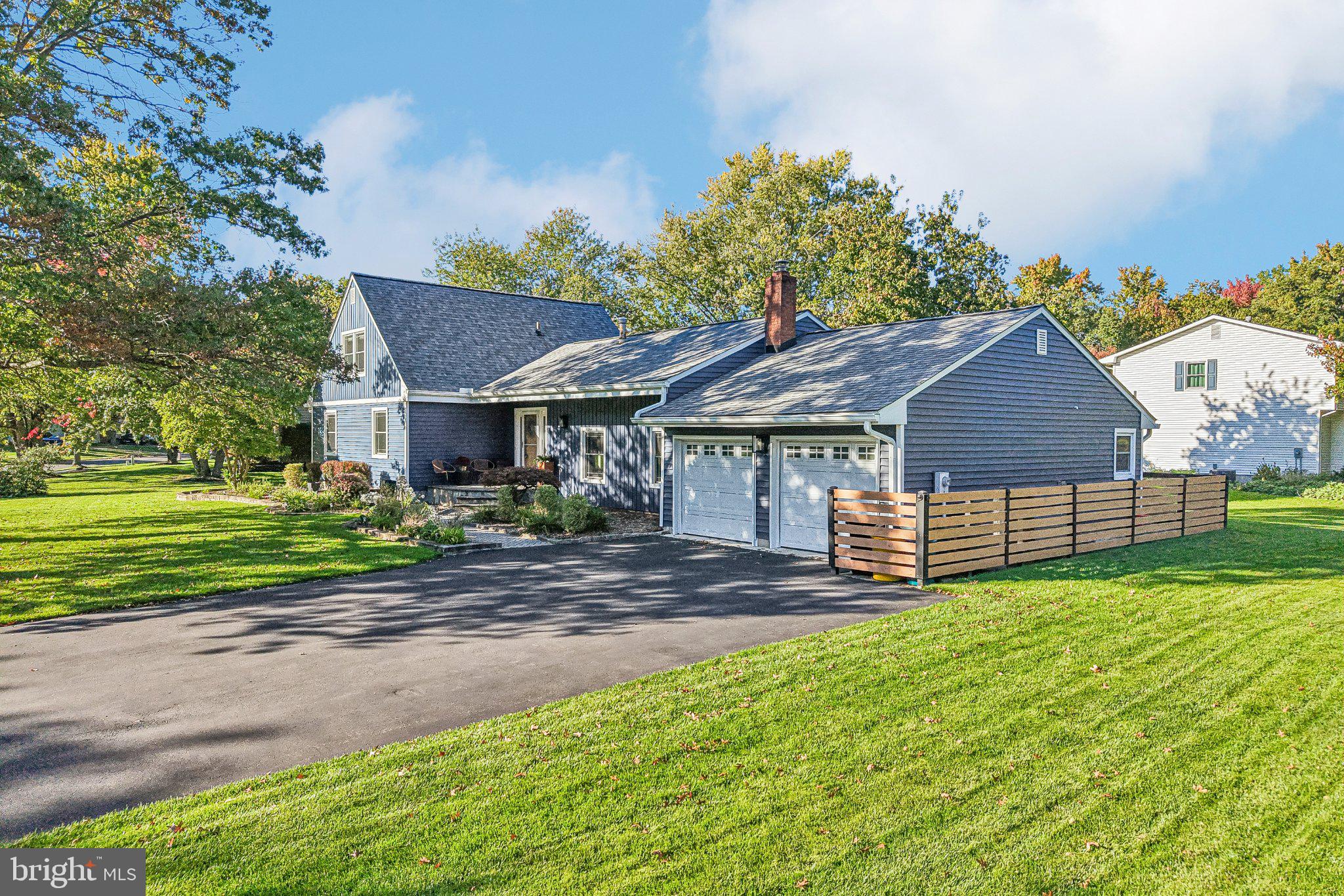 2 BEECHCROFT DRIVE