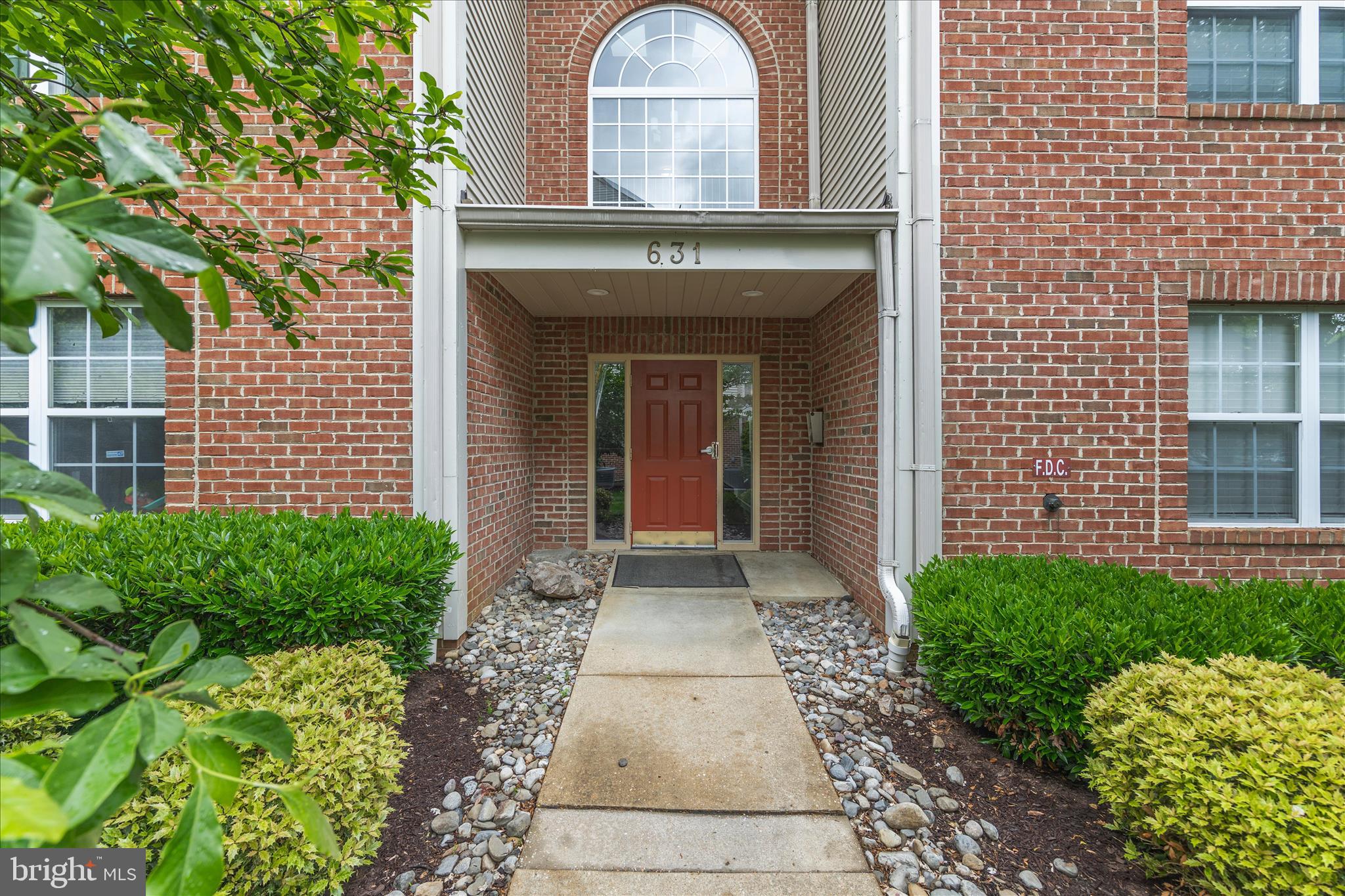 ADMIRAL REACH AT HARBOUR GATES - Residential