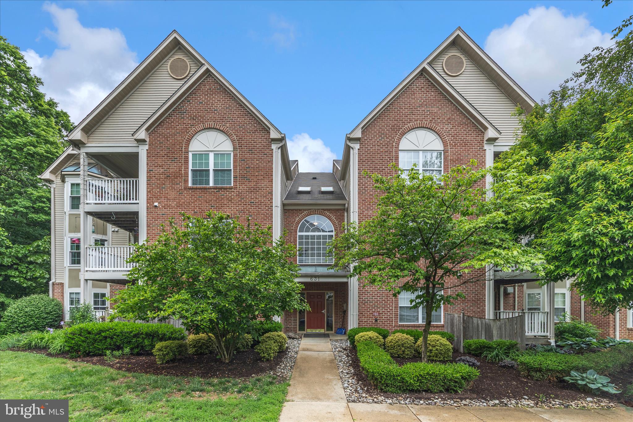 ADMIRAL REACH AT HARBOUR GATES - Residential
