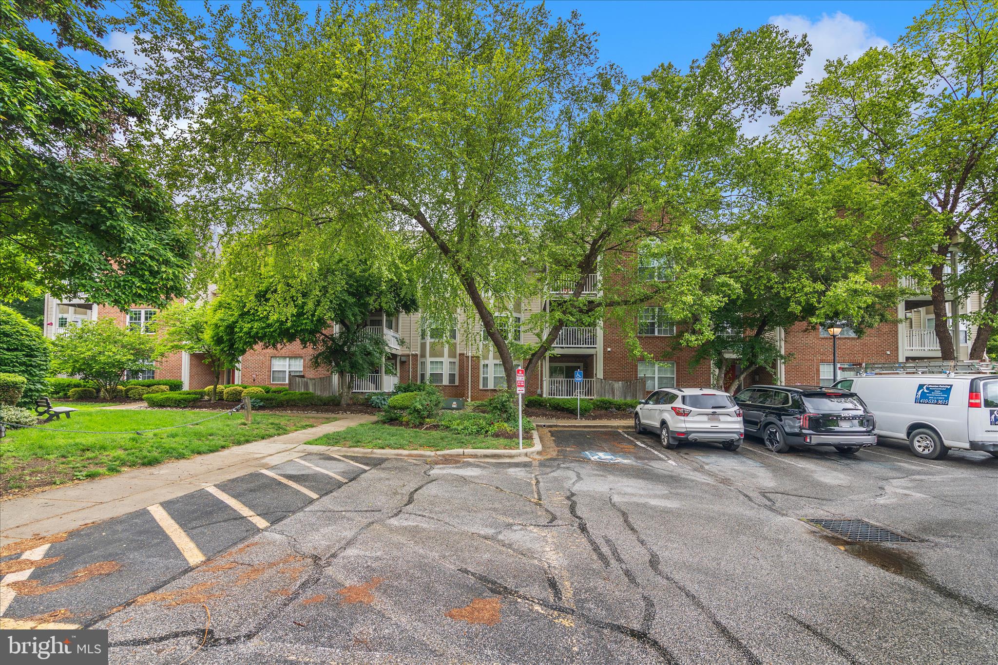 ADMIRAL REACH AT HARBOUR GATES - Residential