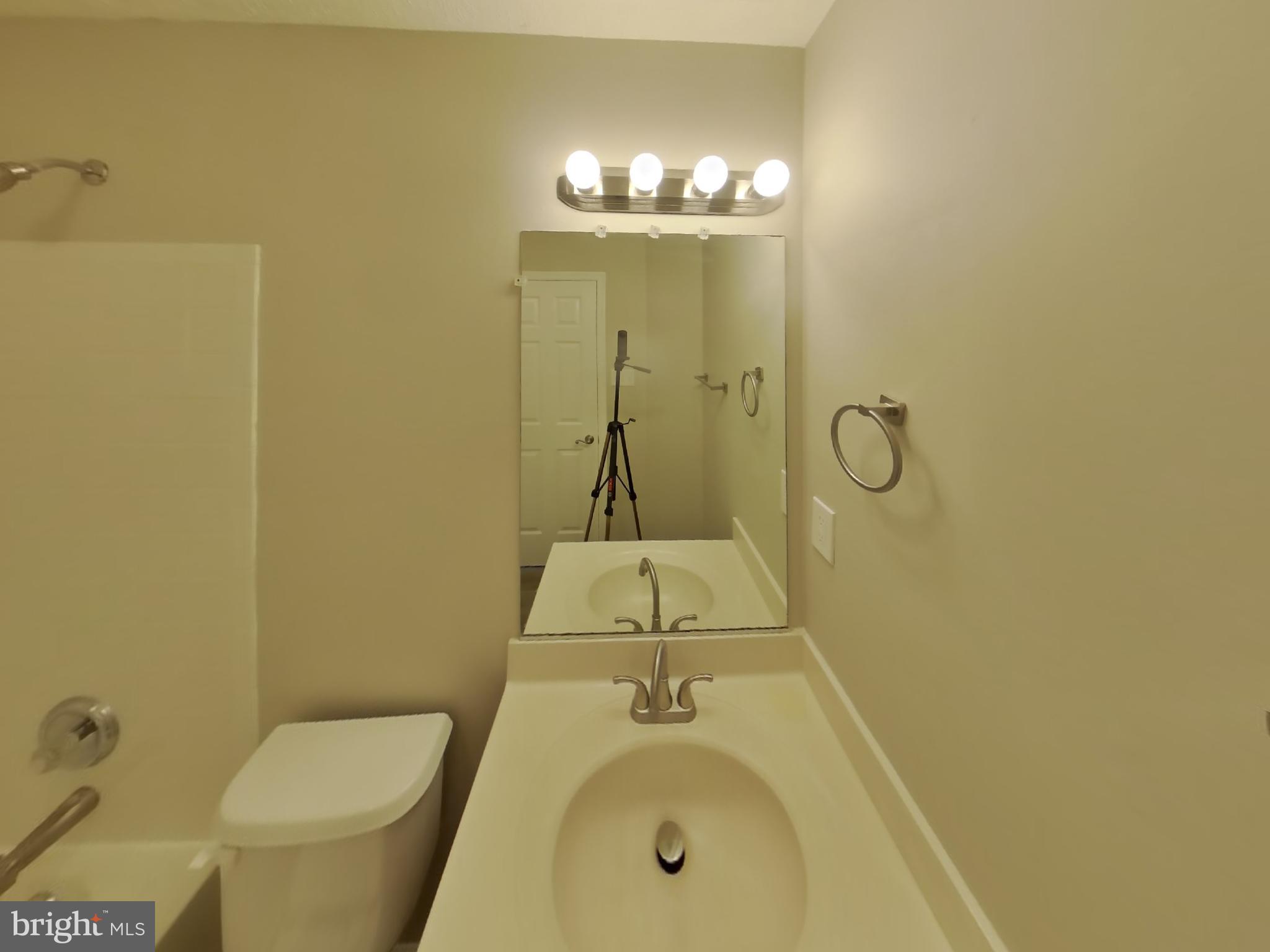 BARKLEY WOODS - Residential Lease