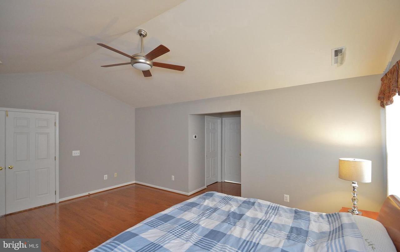 MIDDLETON FARM - Residential Lease